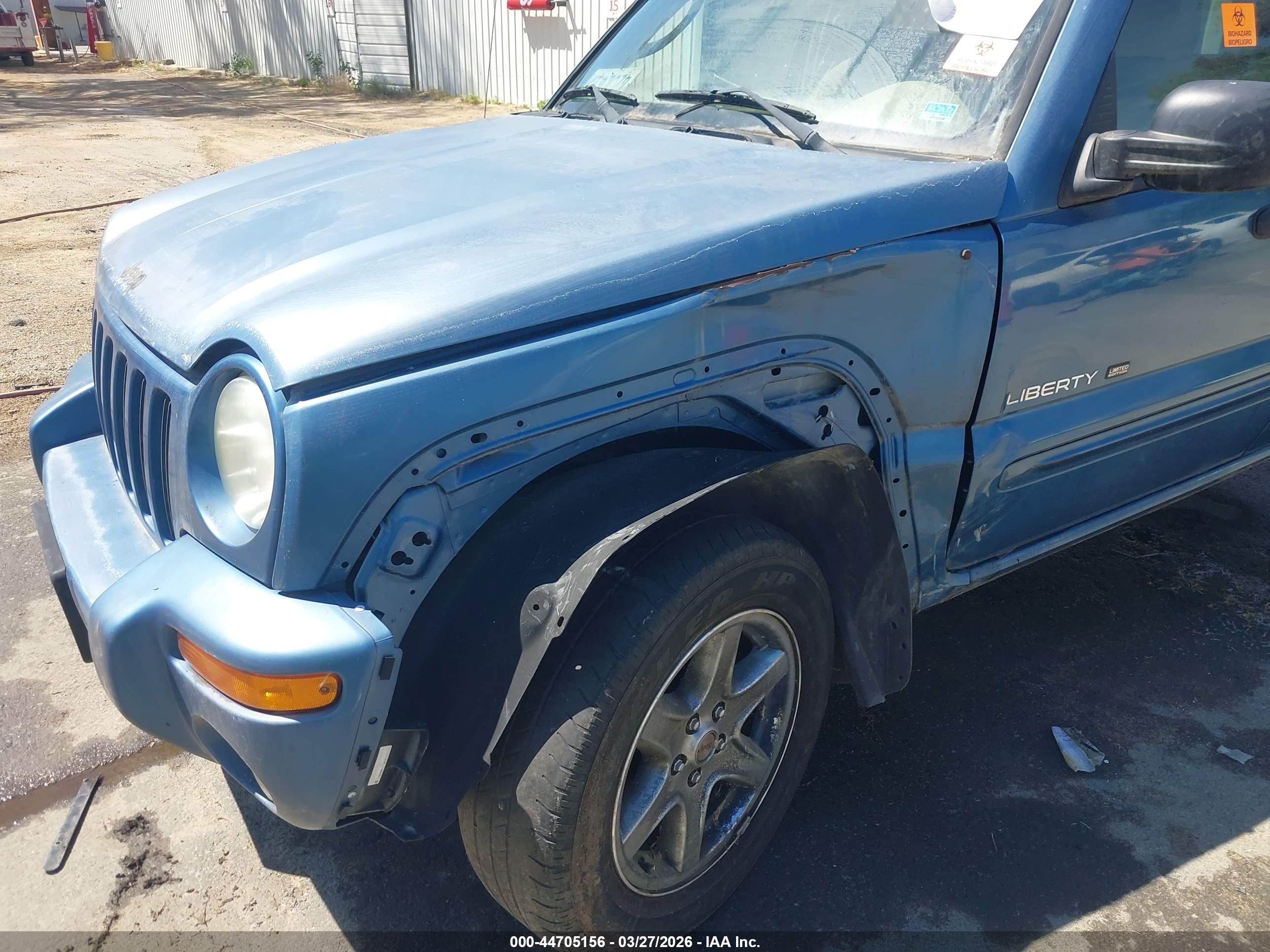 JEEP LIBERTY image 6