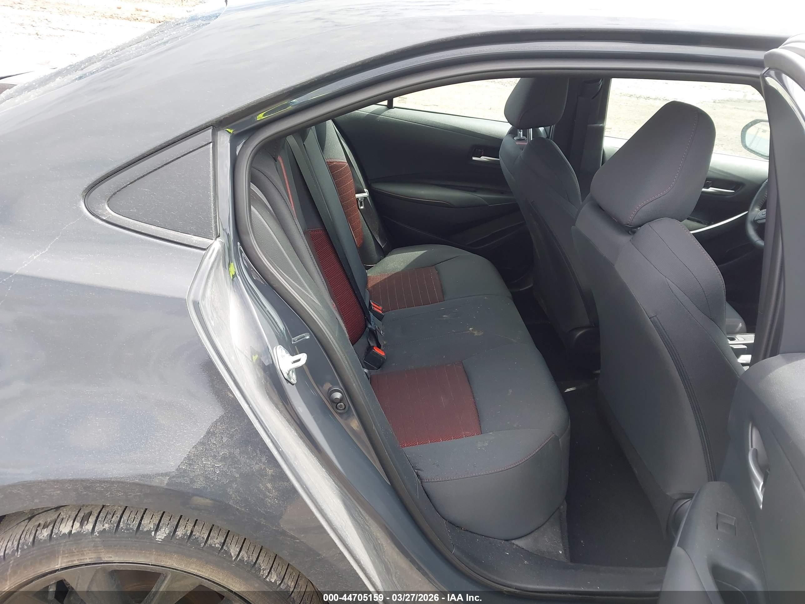 TOYOTA COROLLA image 8