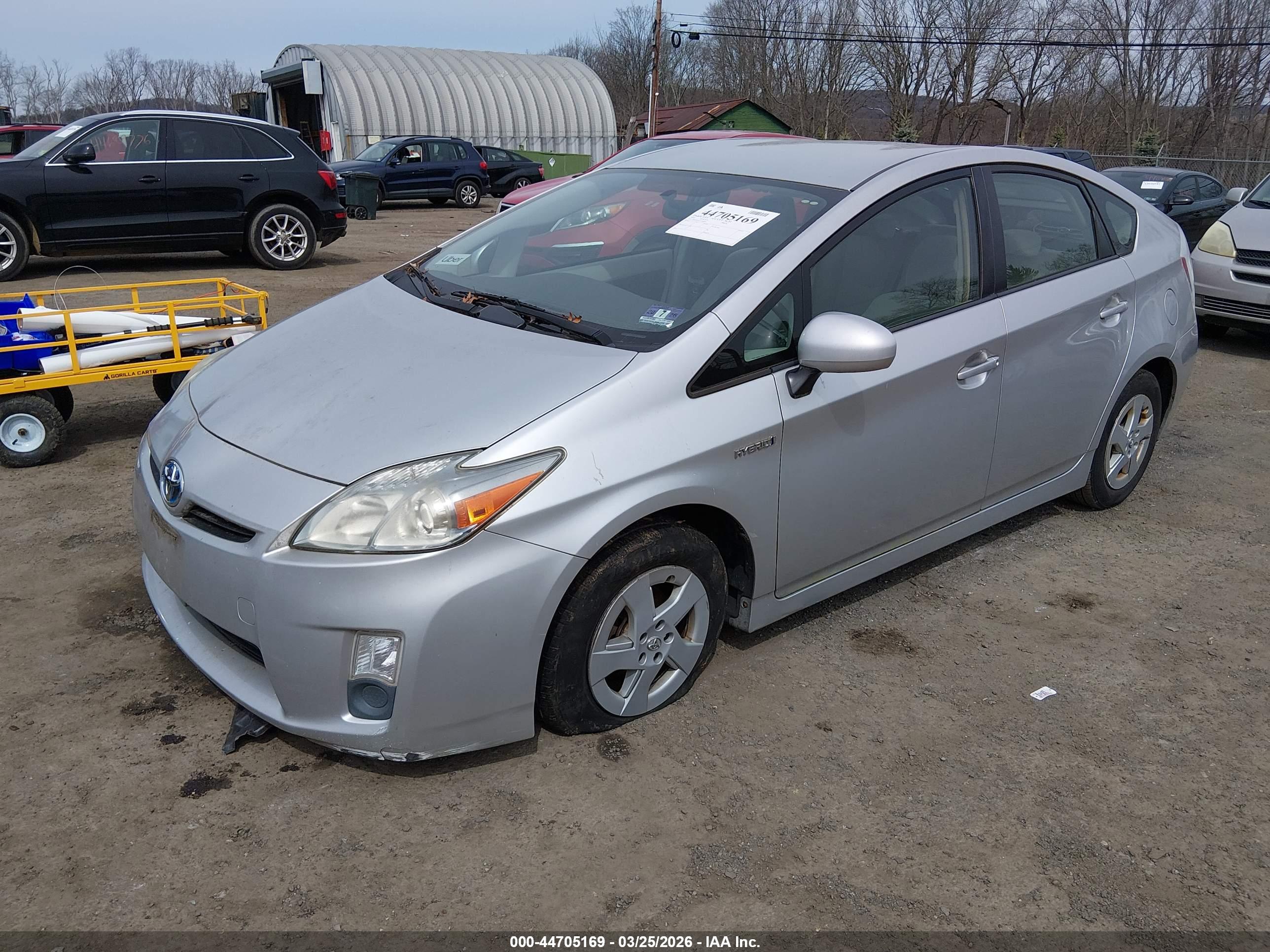 TOYOTA PRIUS image 2