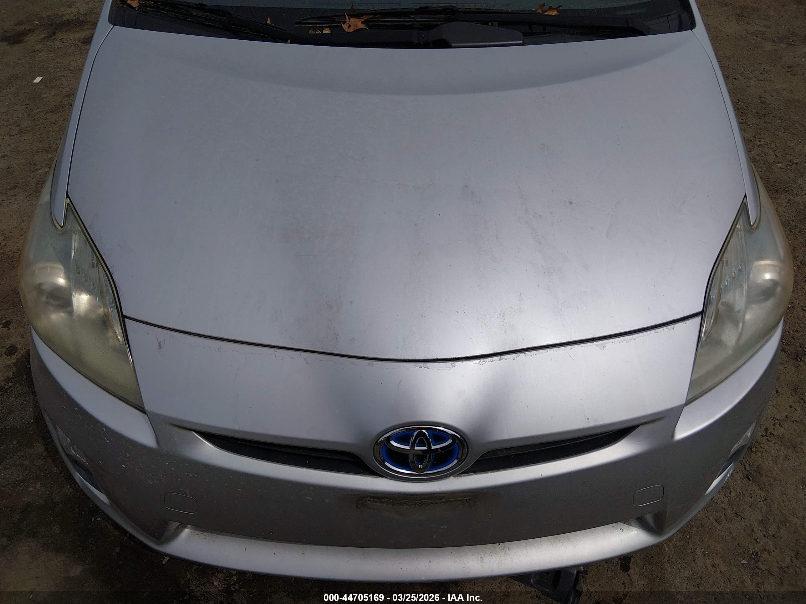 TOYOTA PRIUS image 6