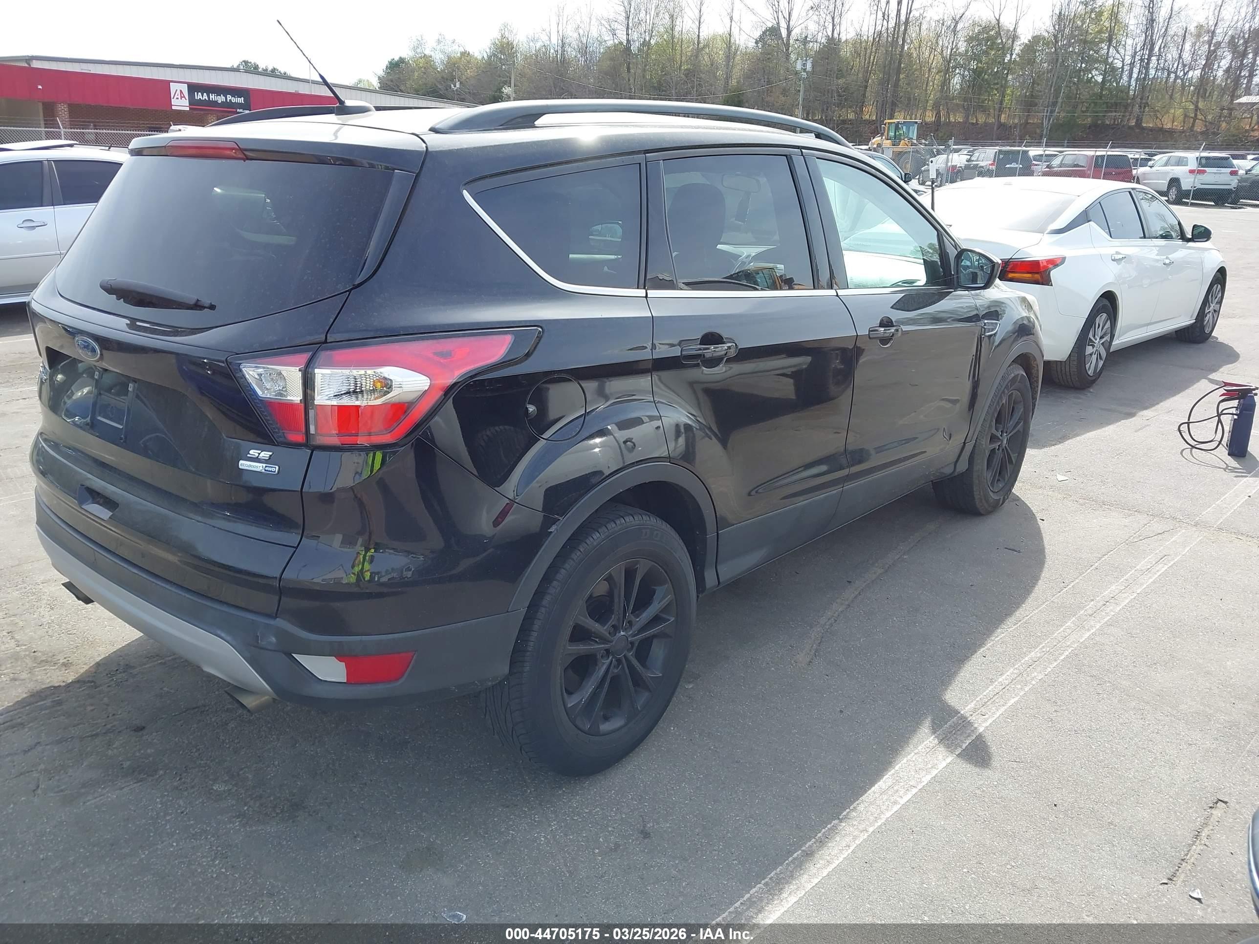 FORD ESCAPE image 4