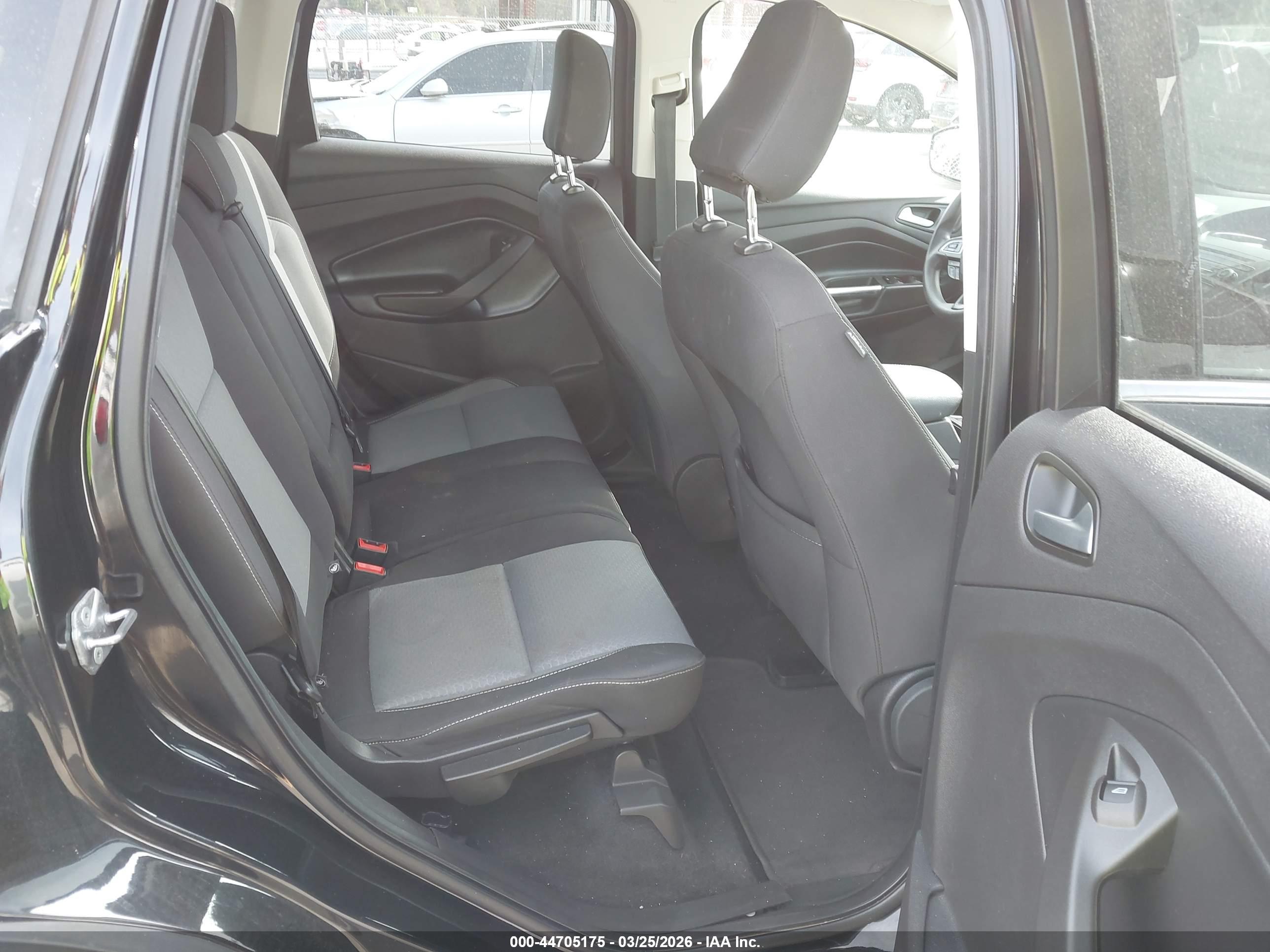FORD ESCAPE image 8