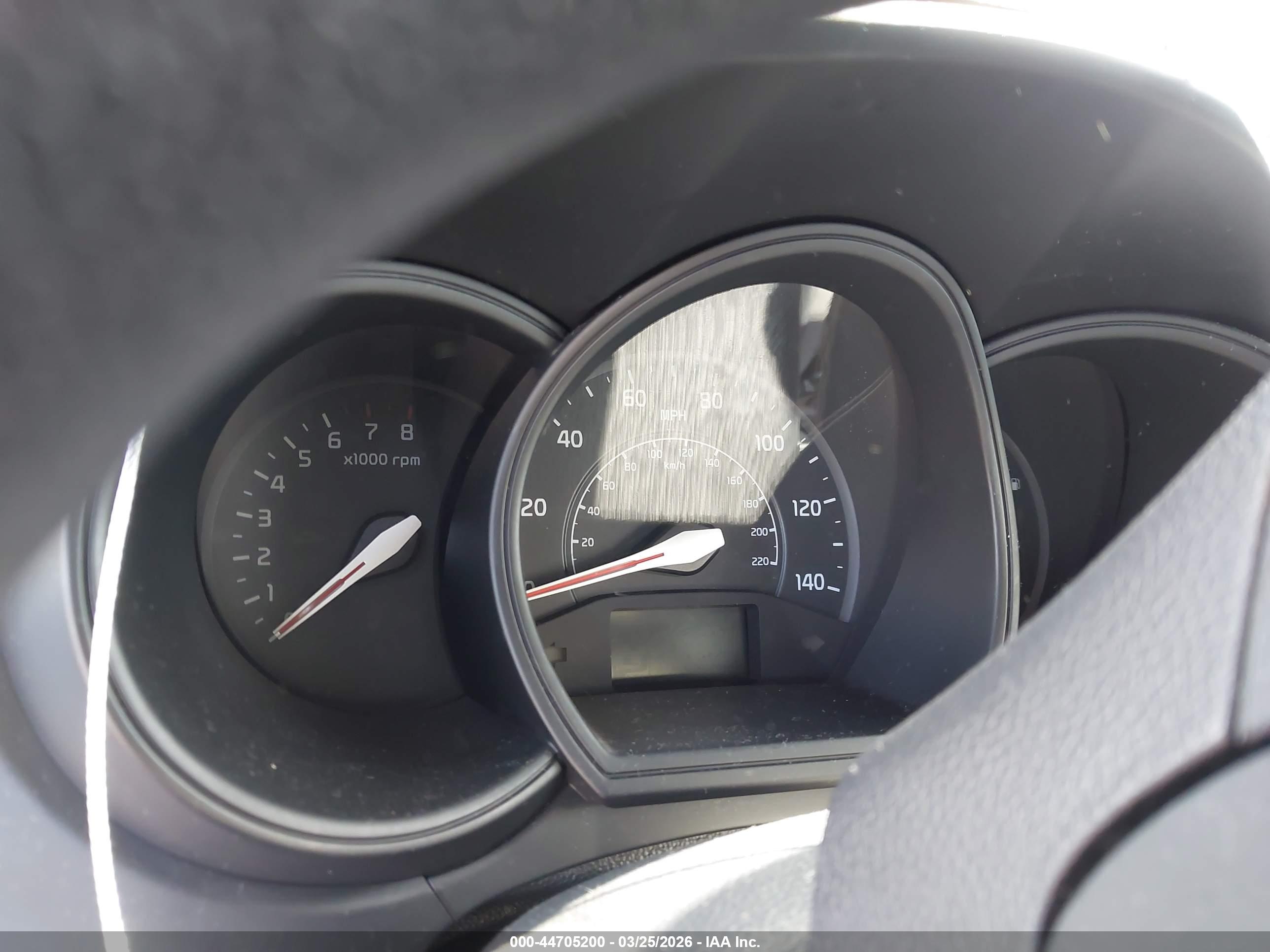 KIA RIO image 7
