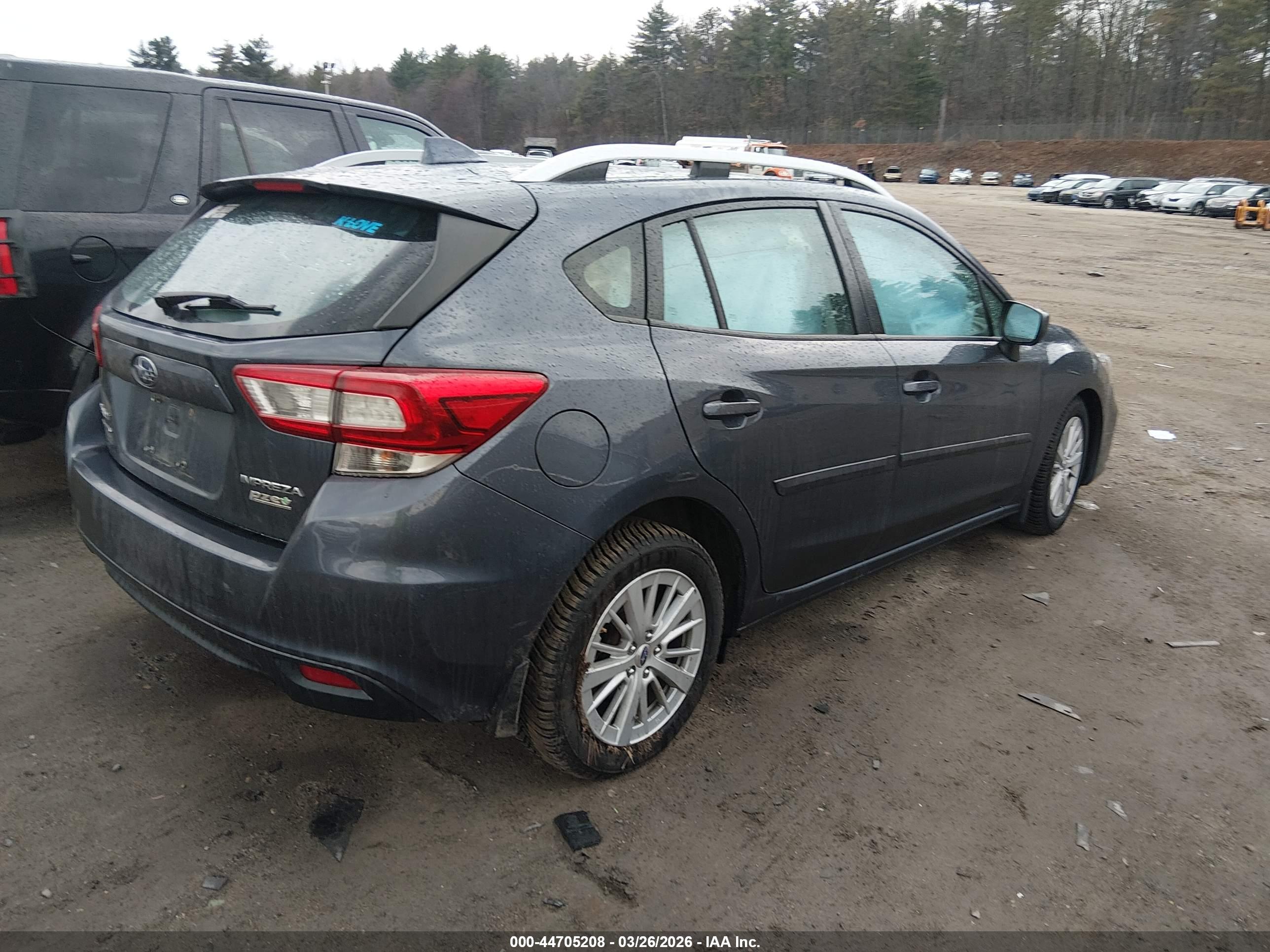 SUBARU IMPREZA image 4