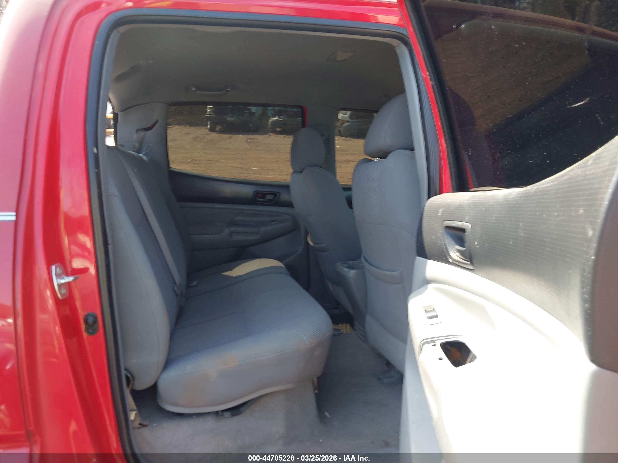 TOYOTA TACOMA image 8