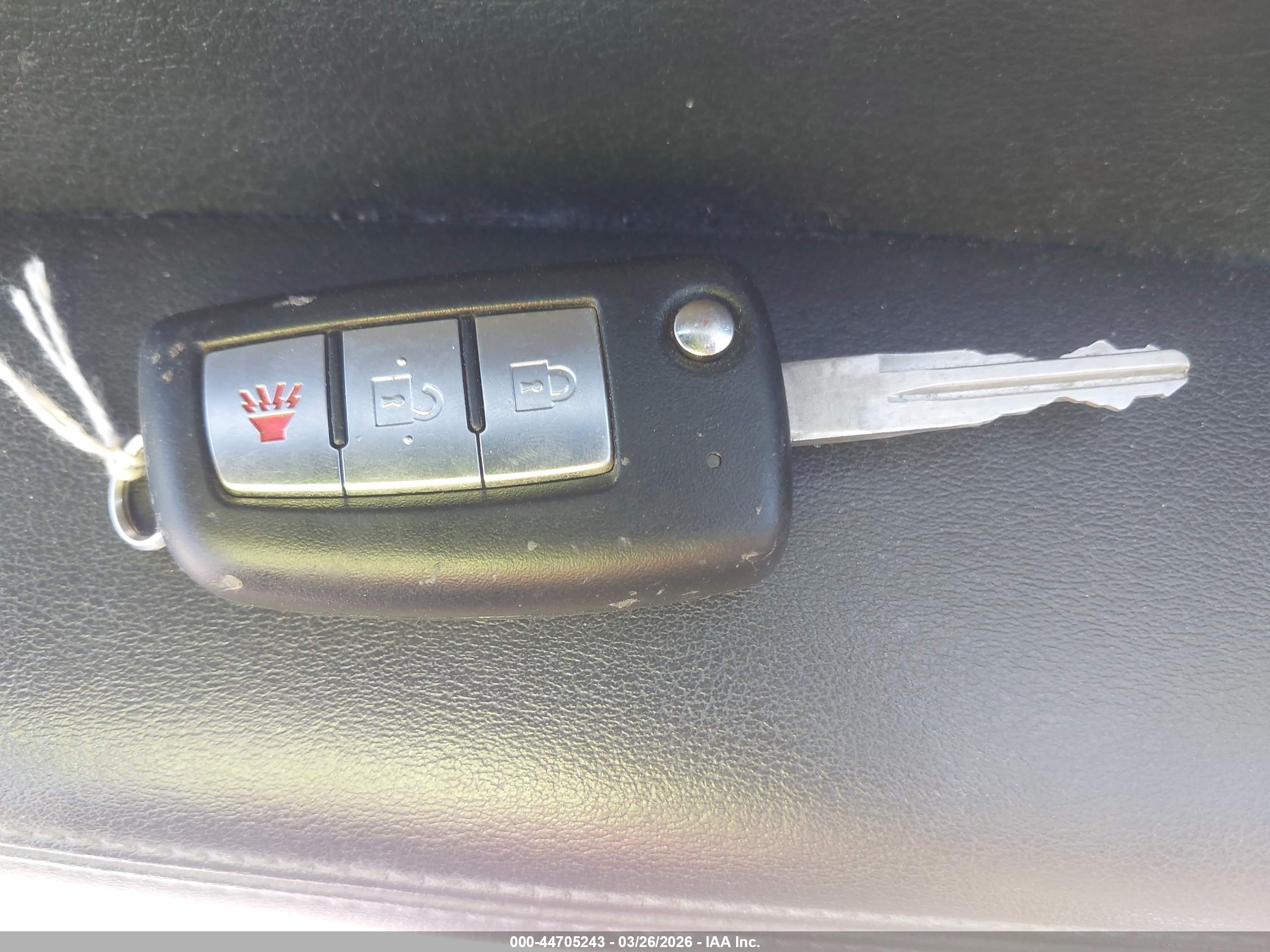 NISSAN ROGUE image 11