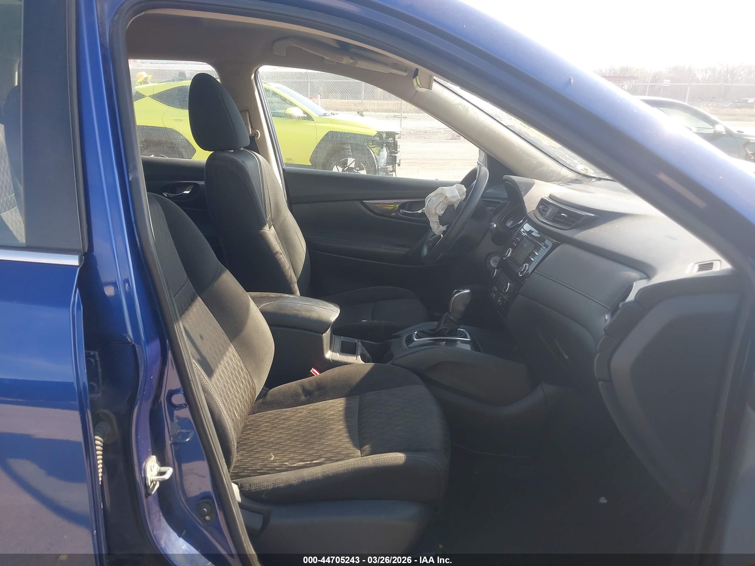 NISSAN ROGUE image 5