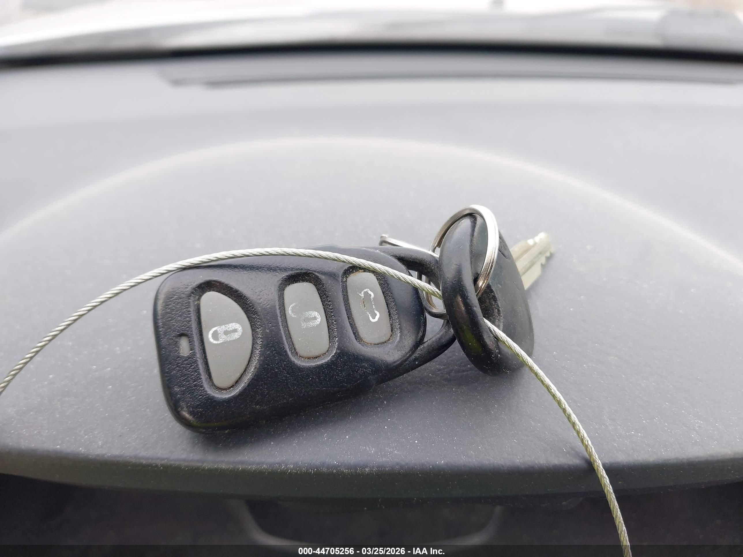 KIA SPECTRA image 11
