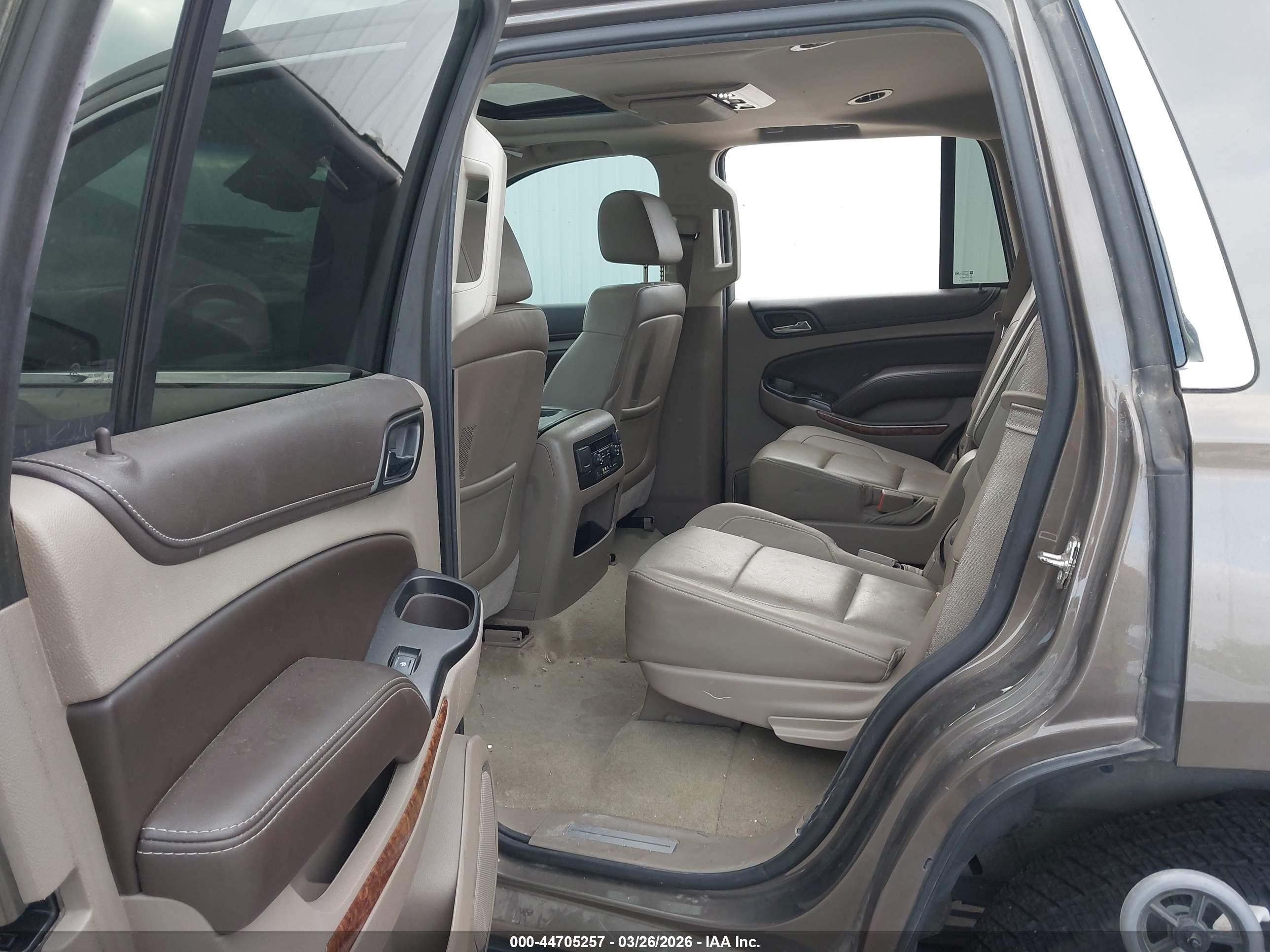 CHEVROLET TAHOE image 8