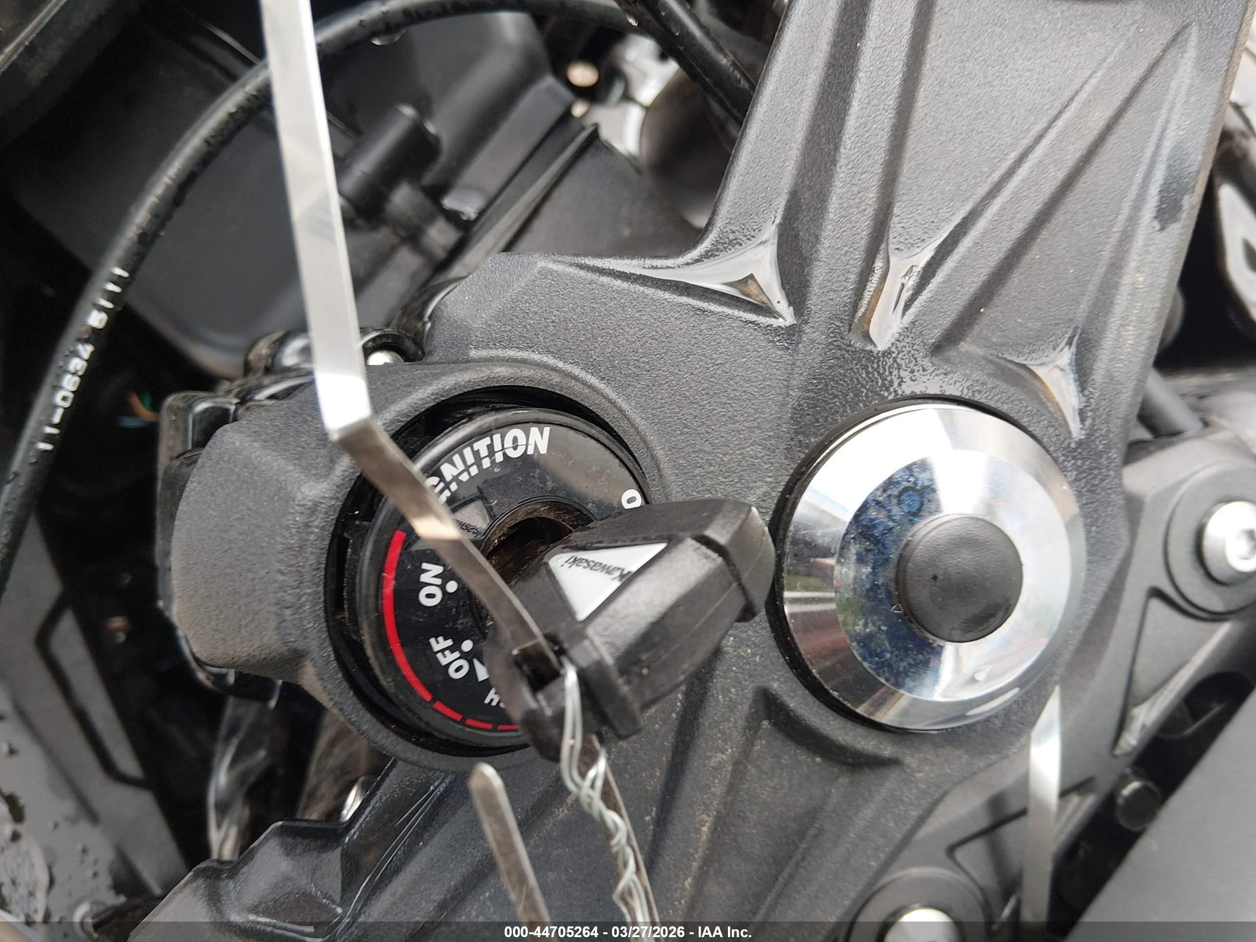 KAWASAKI ZX636 image 11