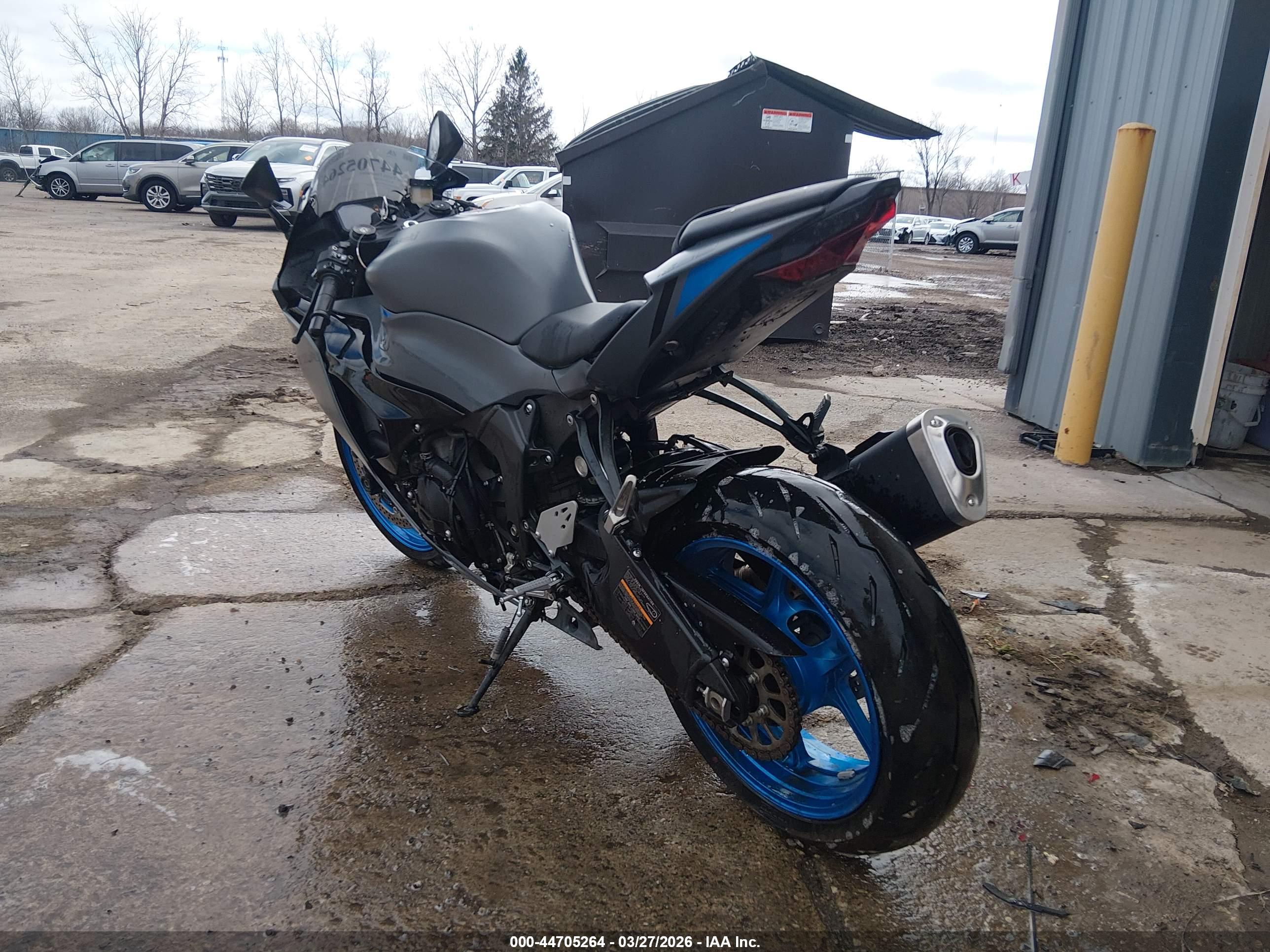 KAWASAKI ZX636 image 3