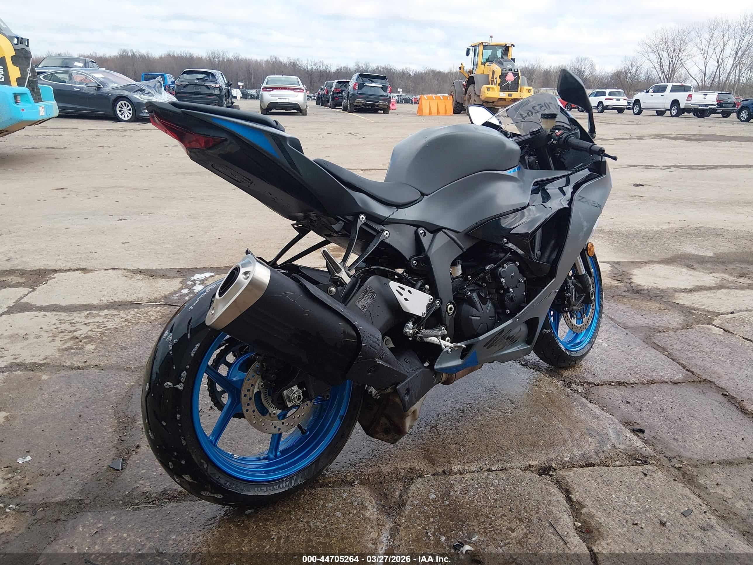 KAWASAKI ZX636 image 4