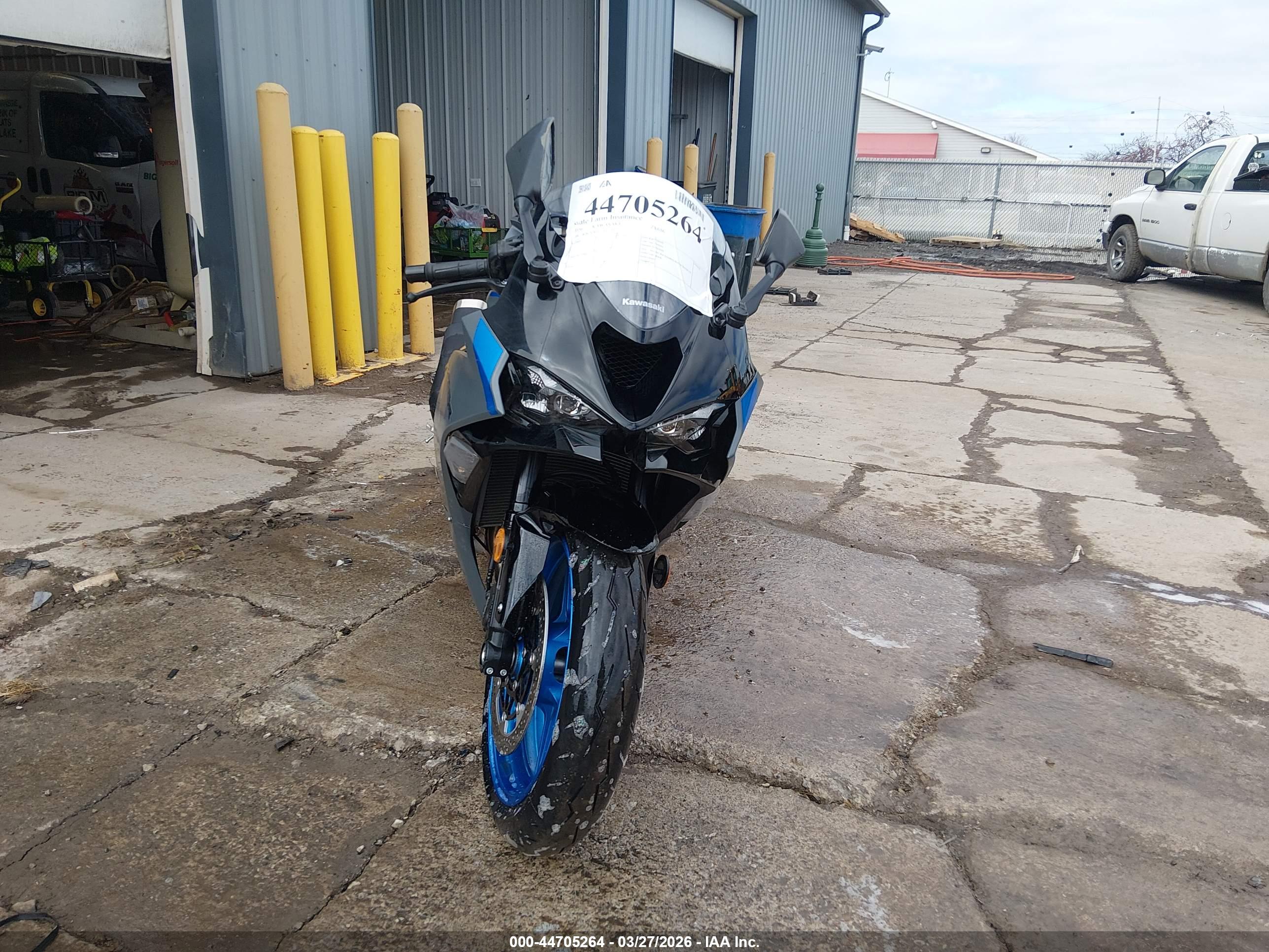 KAWASAKI ZX636 image 5