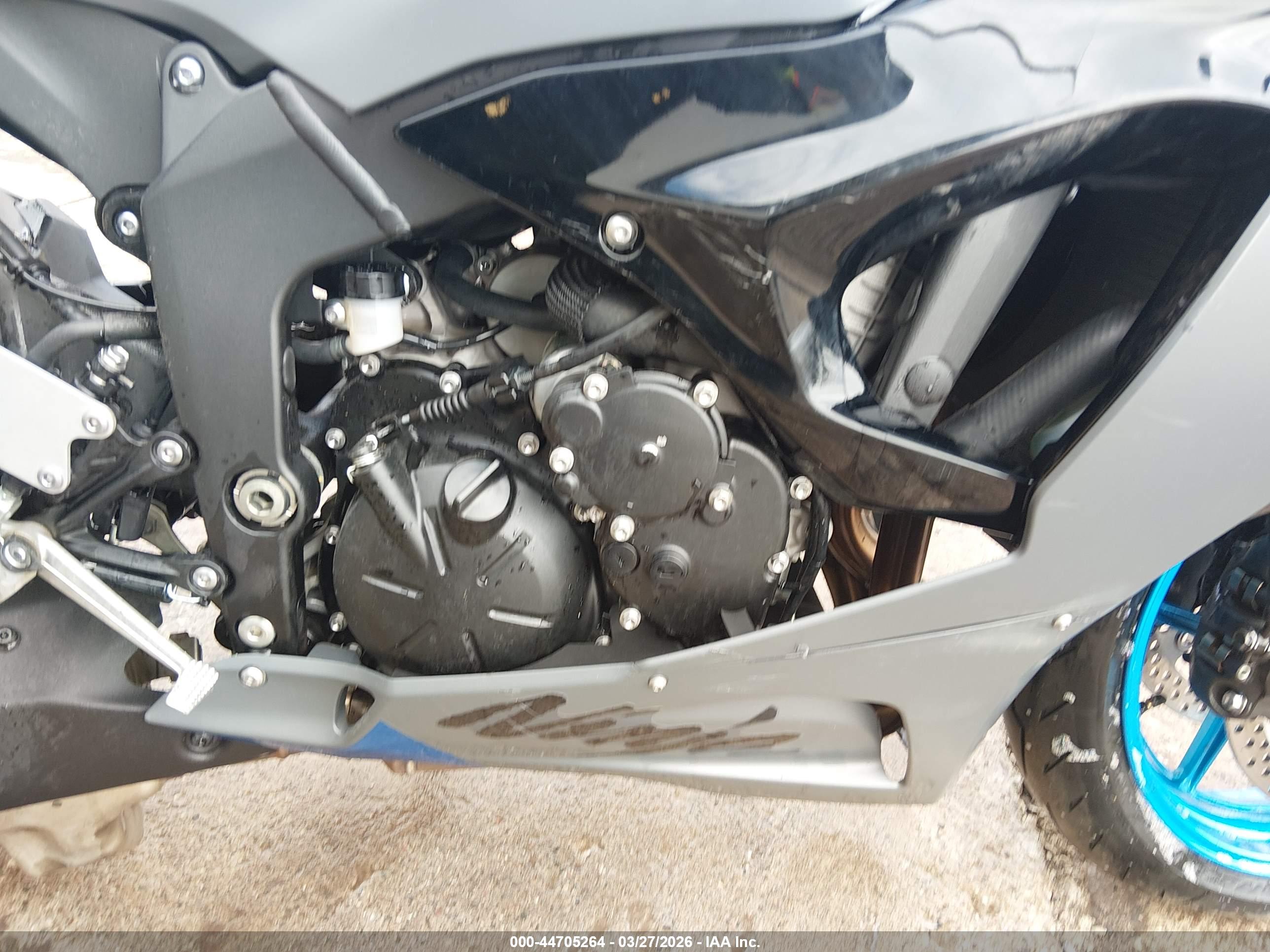 KAWASAKI ZX636 image 8
