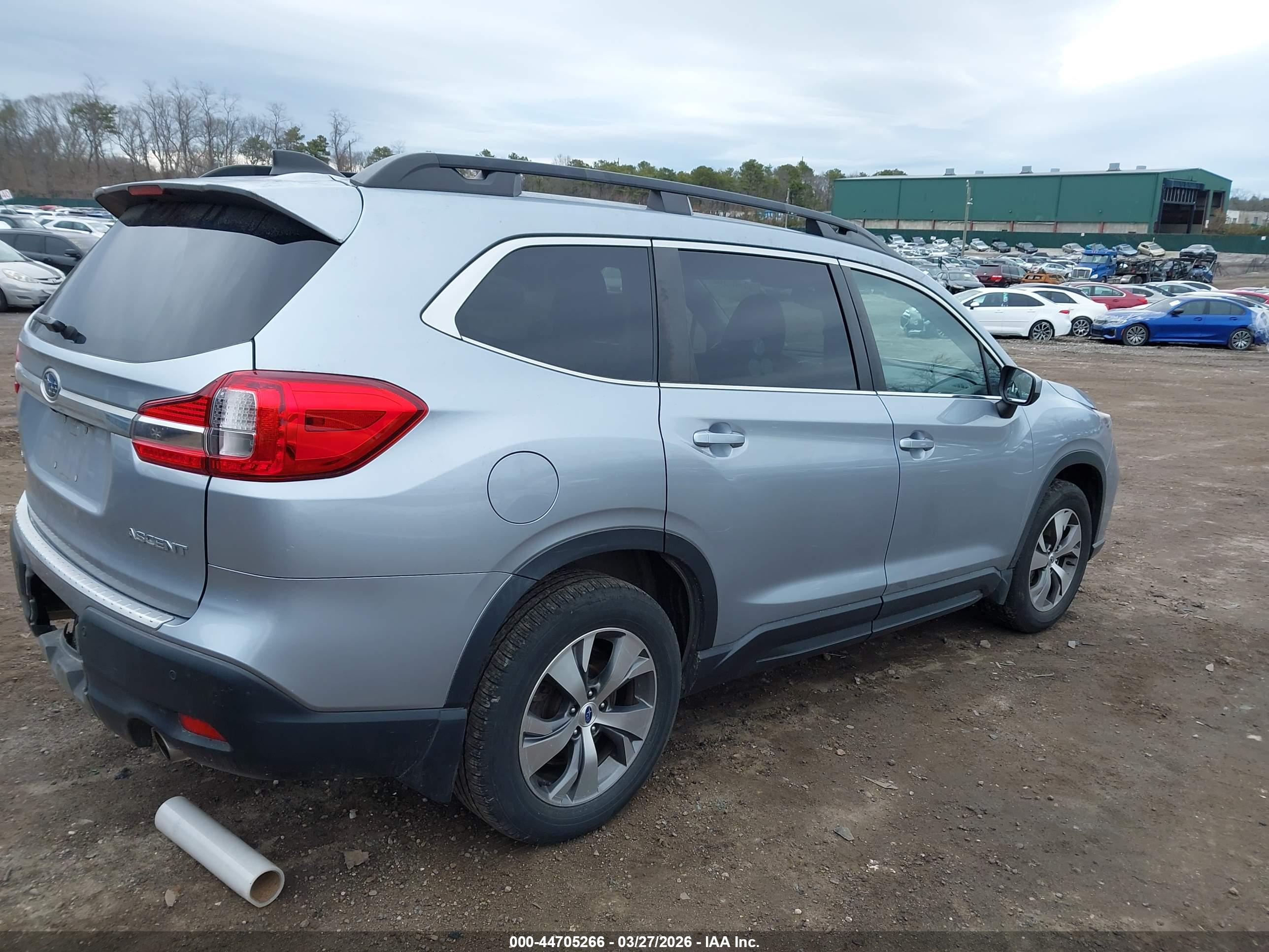 SUBARU ASCENT image 4