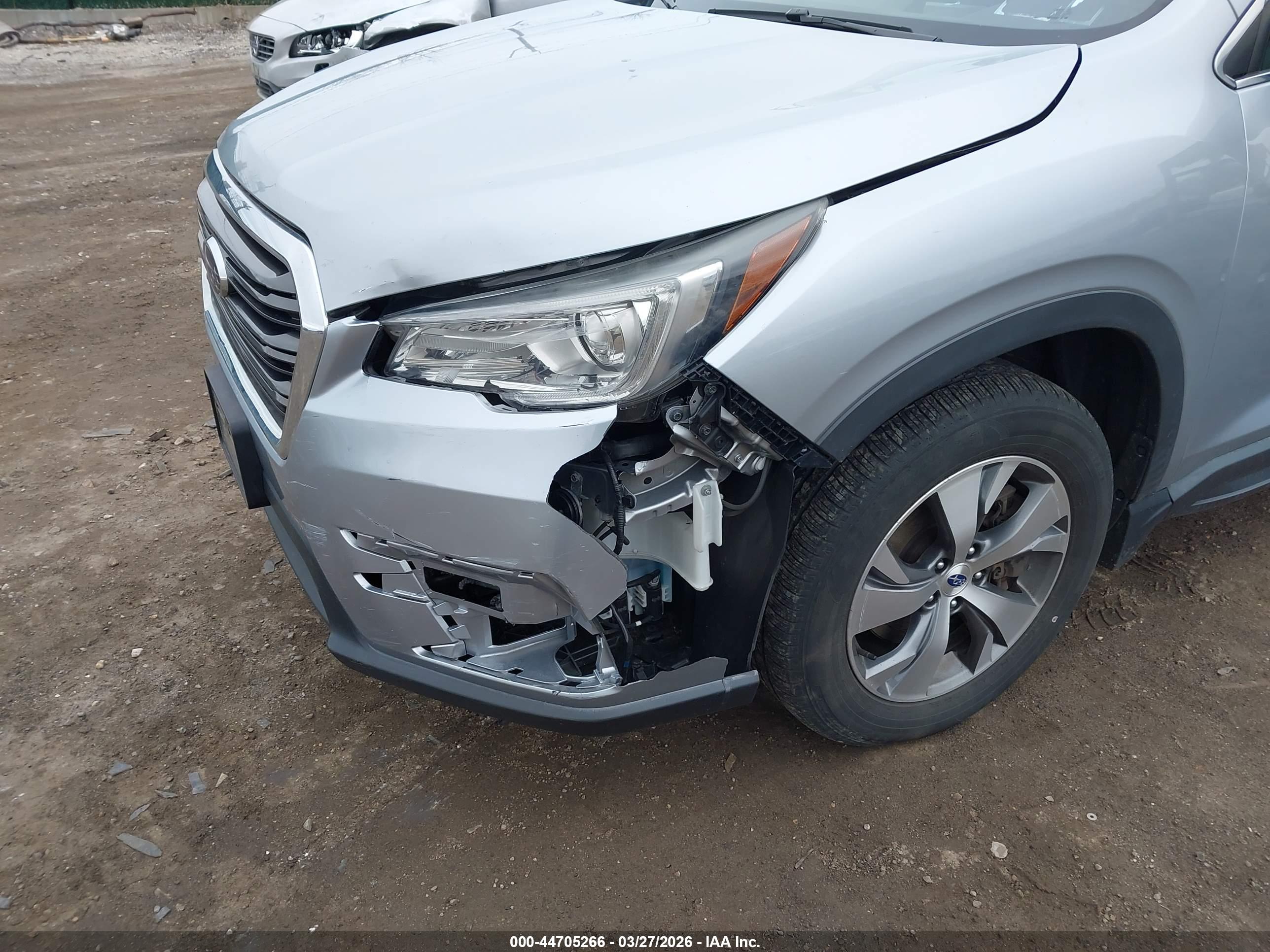 SUBARU ASCENT image 6