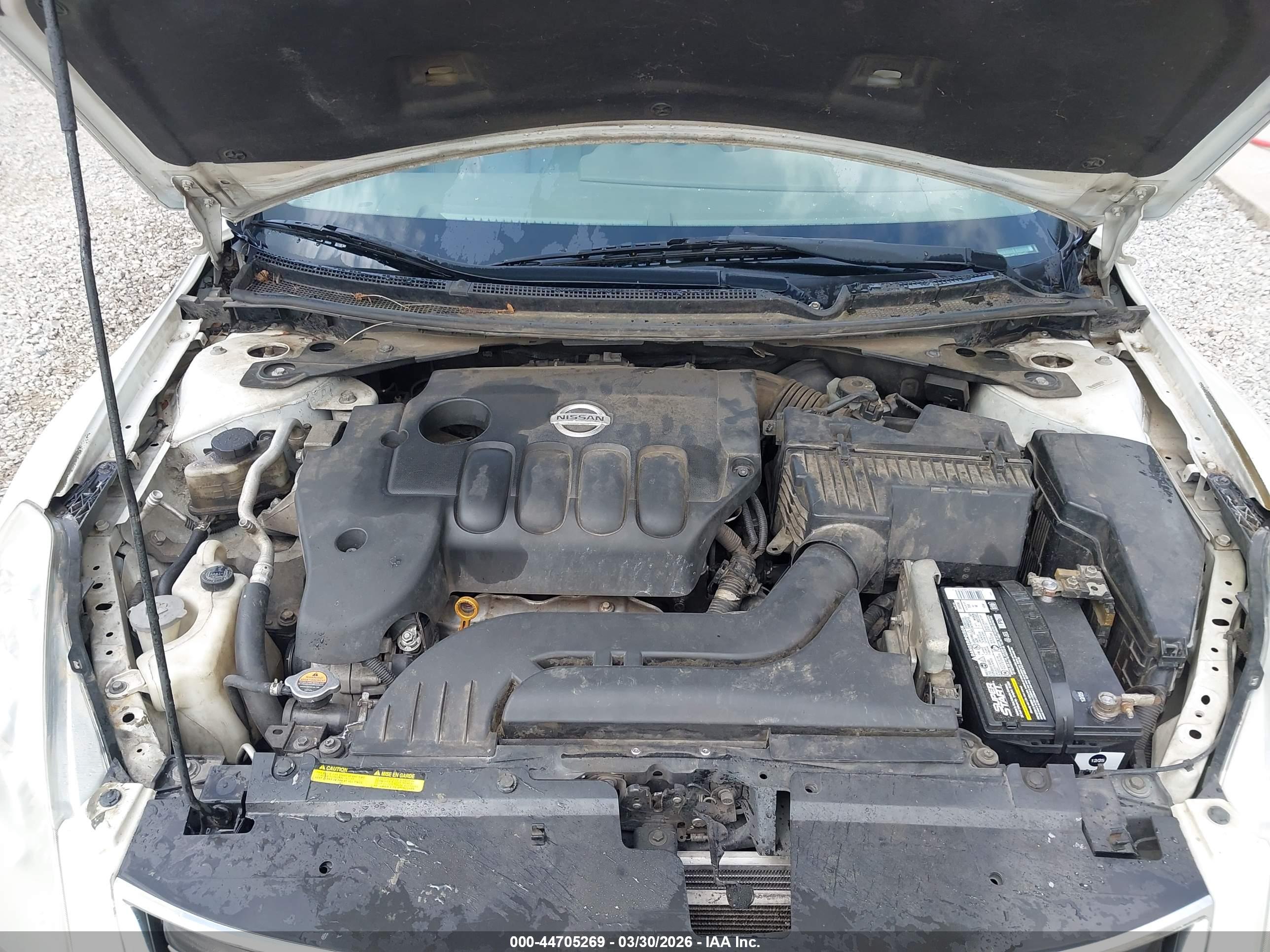 NISSAN ALTIMA image 10