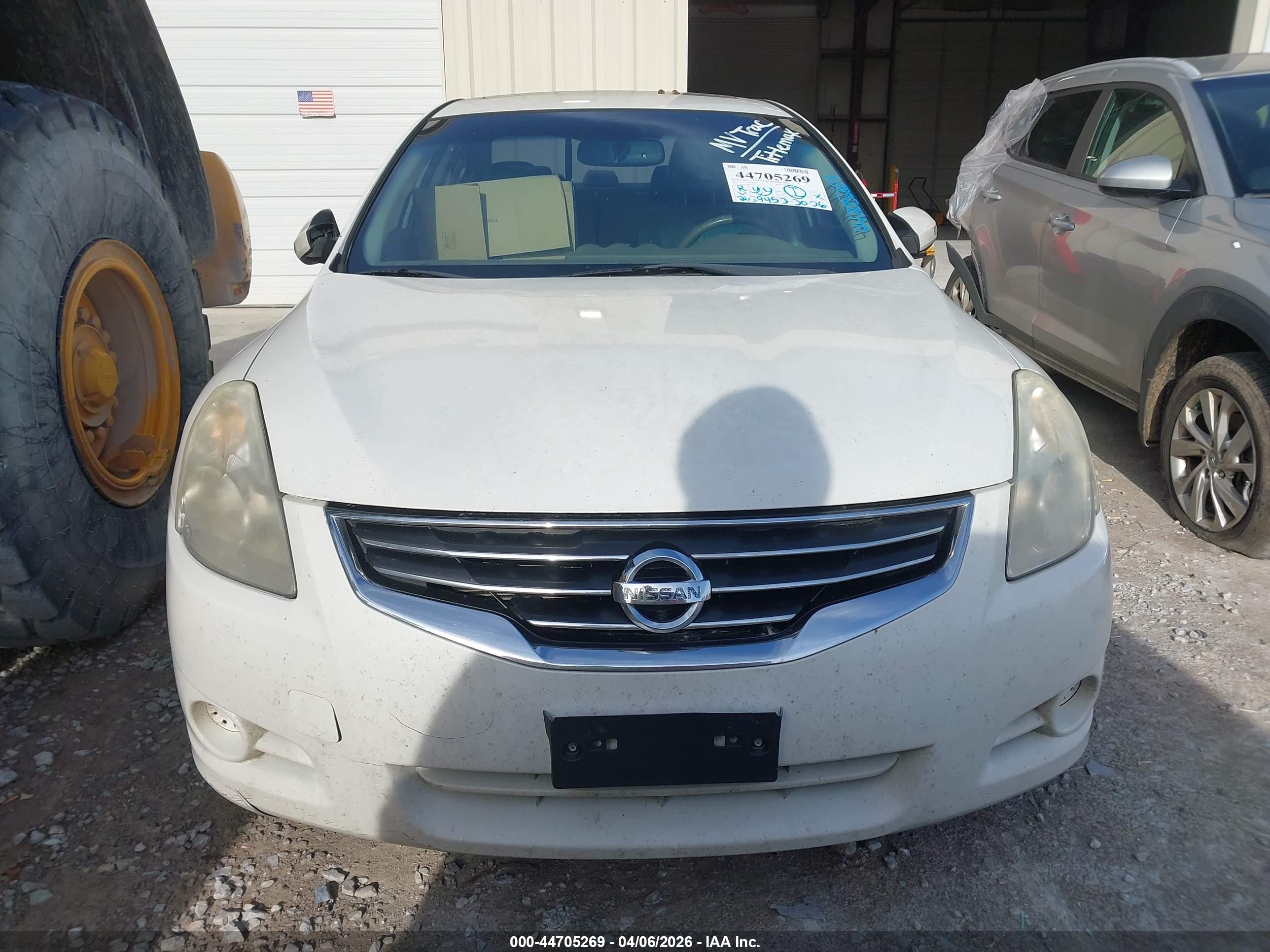 NISSAN ALTIMA image 6