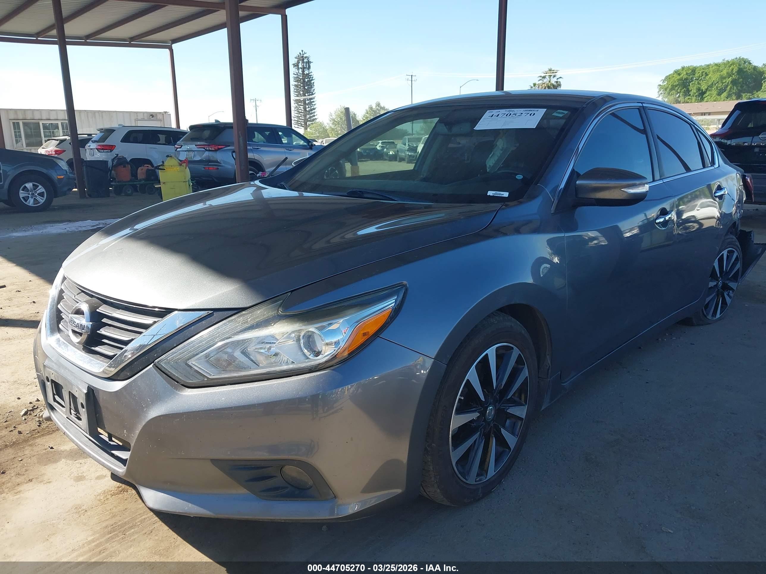 NISSAN ALTIMA image 2