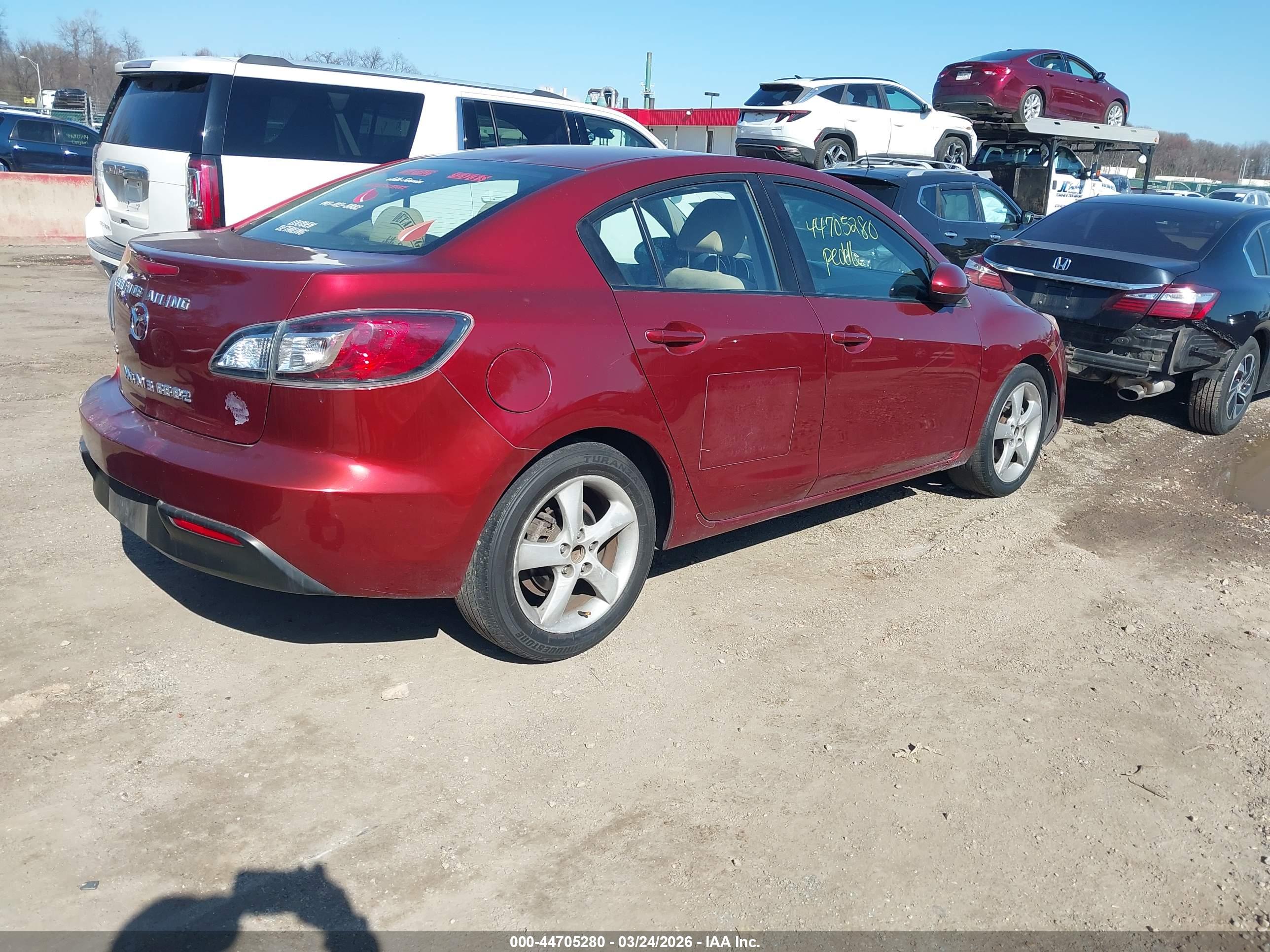 MAZDA MAZDA3 image 4