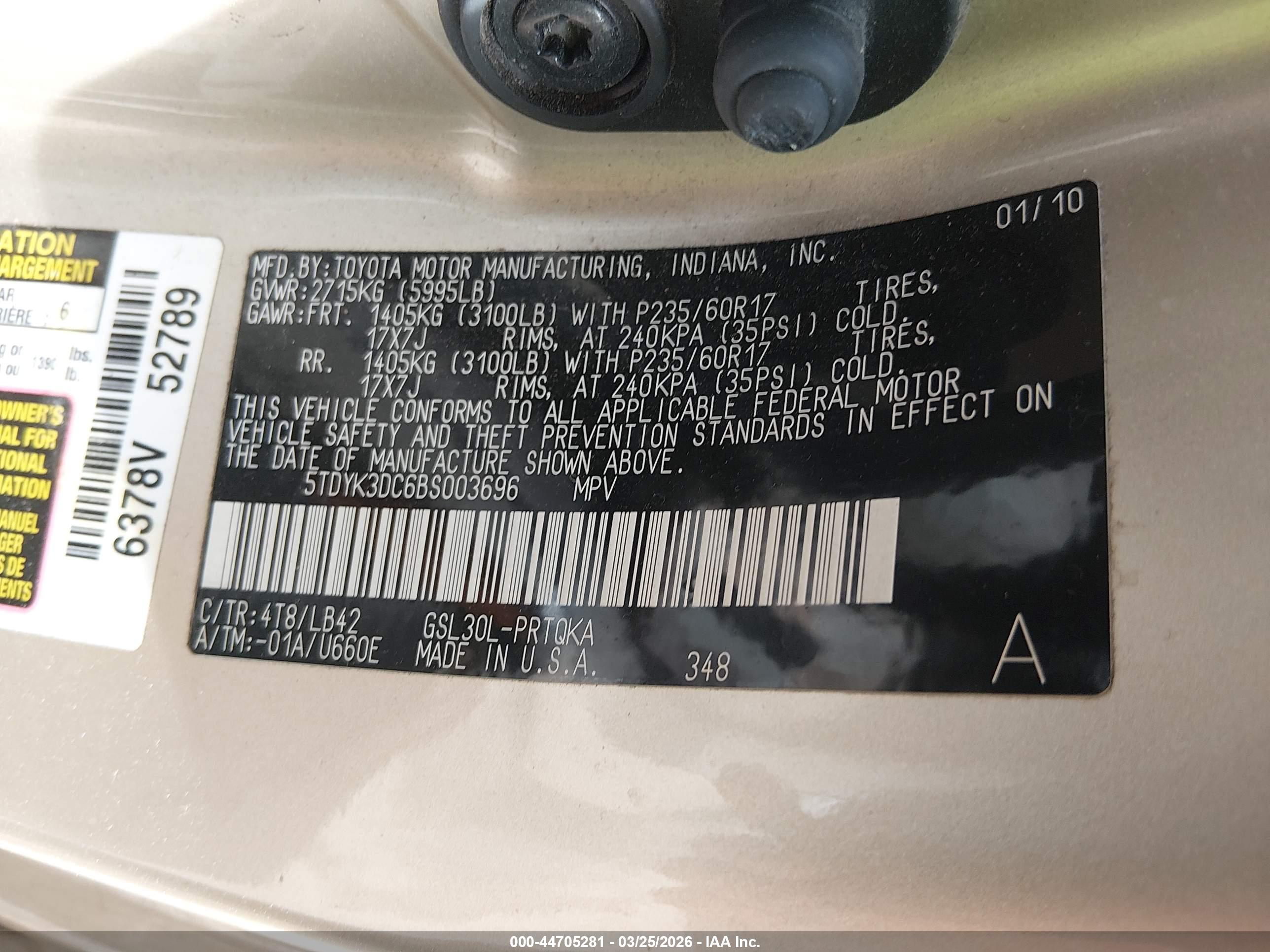 TOYOTA SIENNA image 9