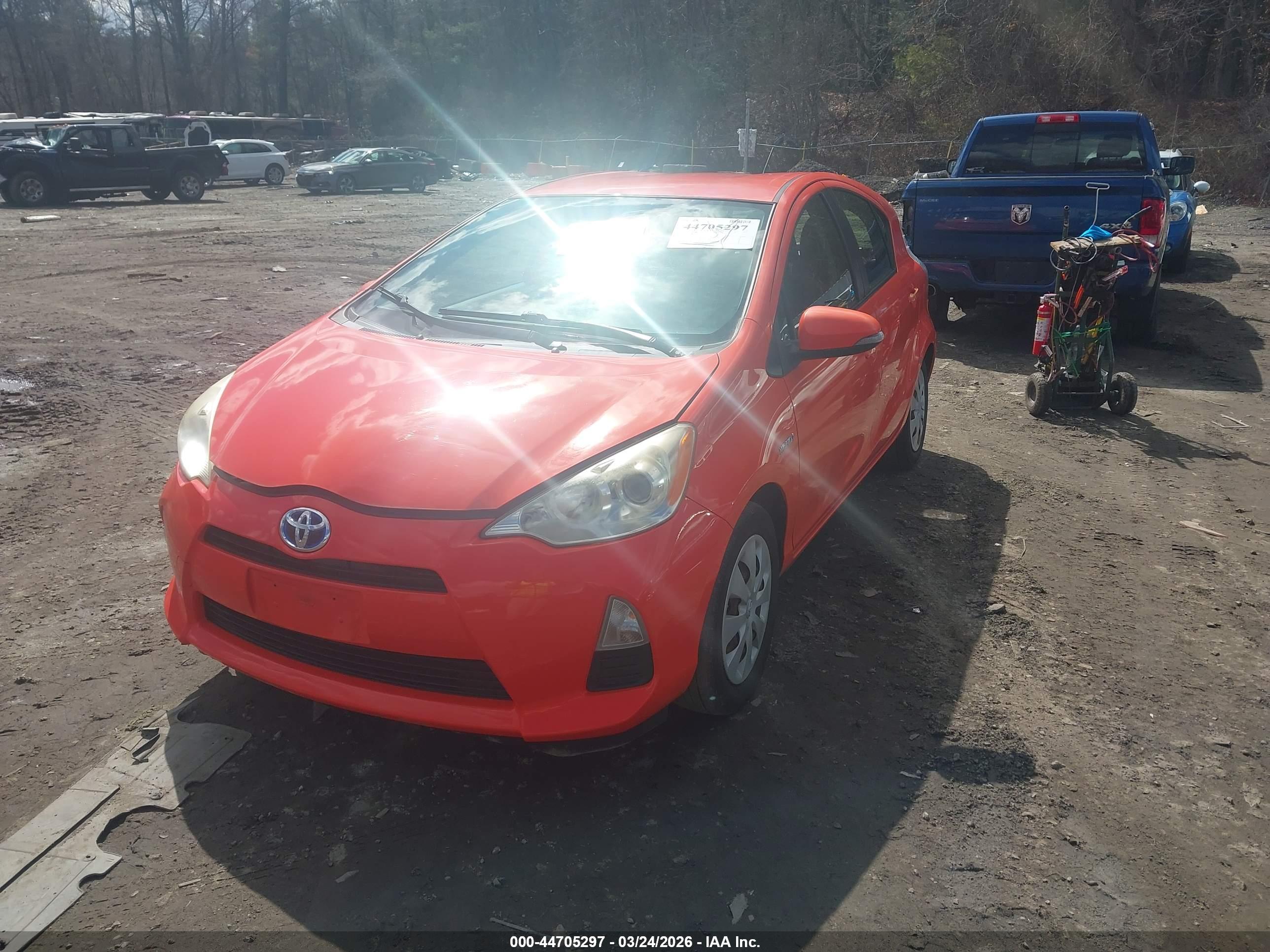 TOYOTA PRIUS image 2