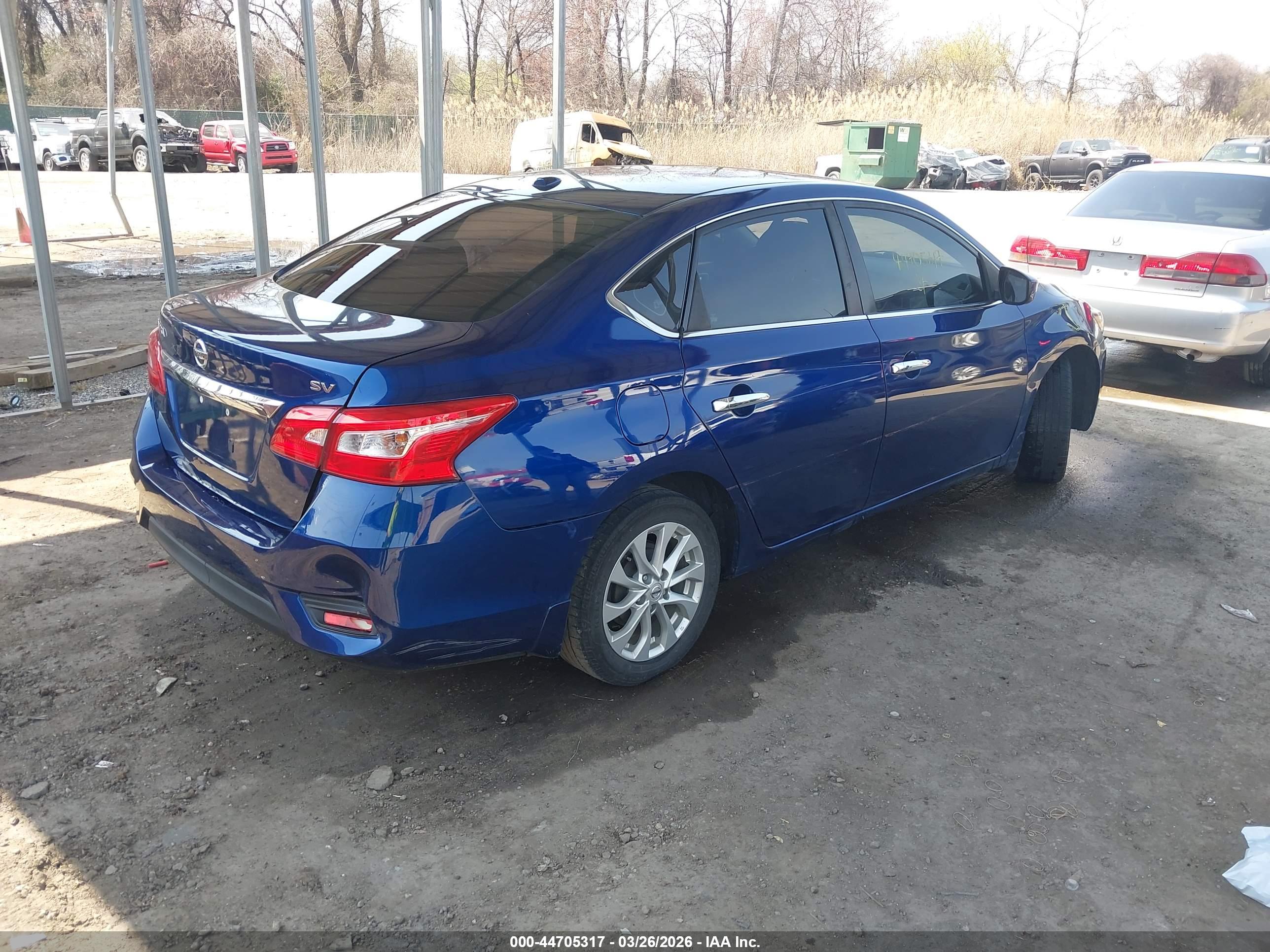 NISSAN SENTRA image 4