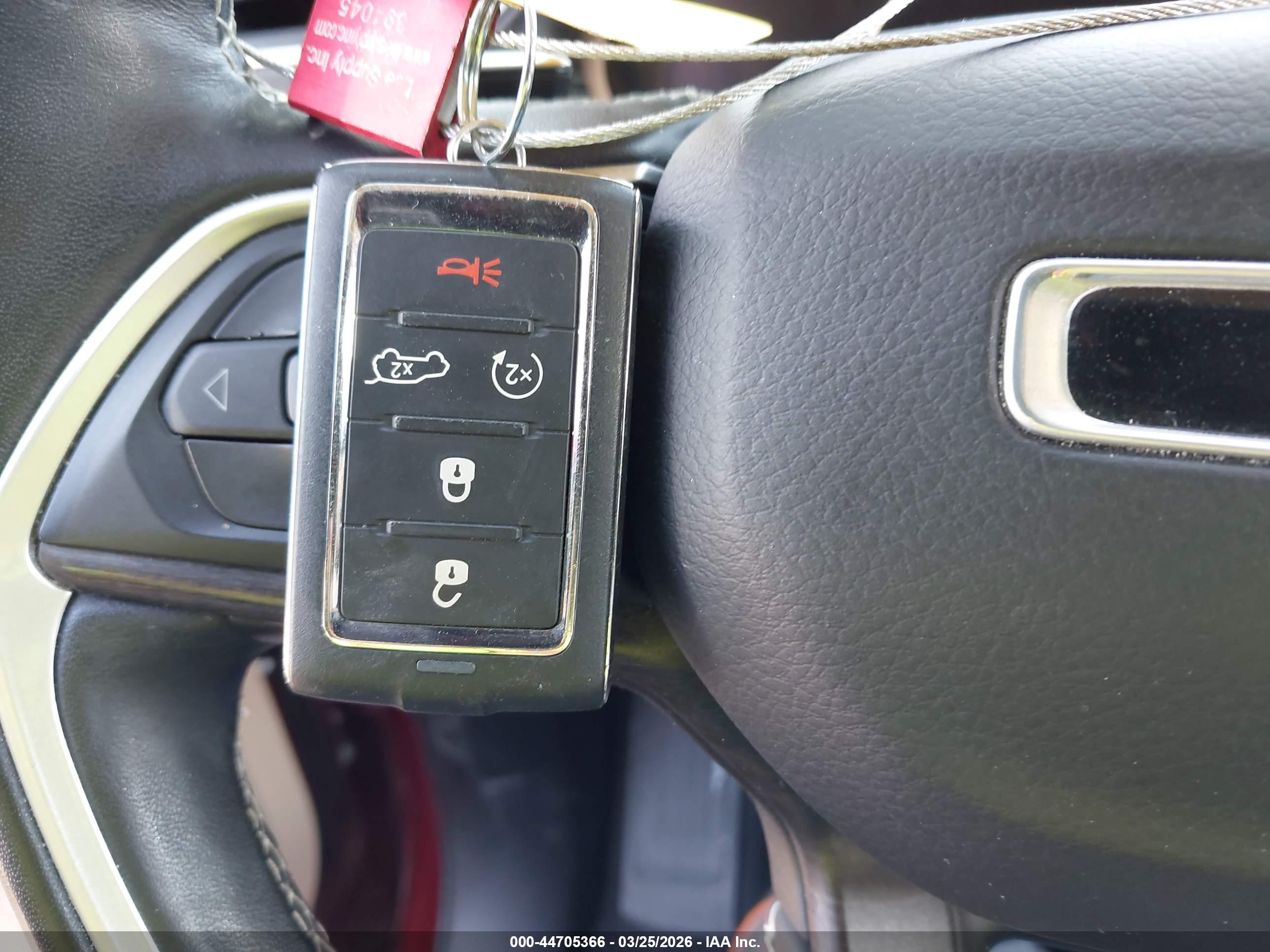 JEEP GRAND image 11