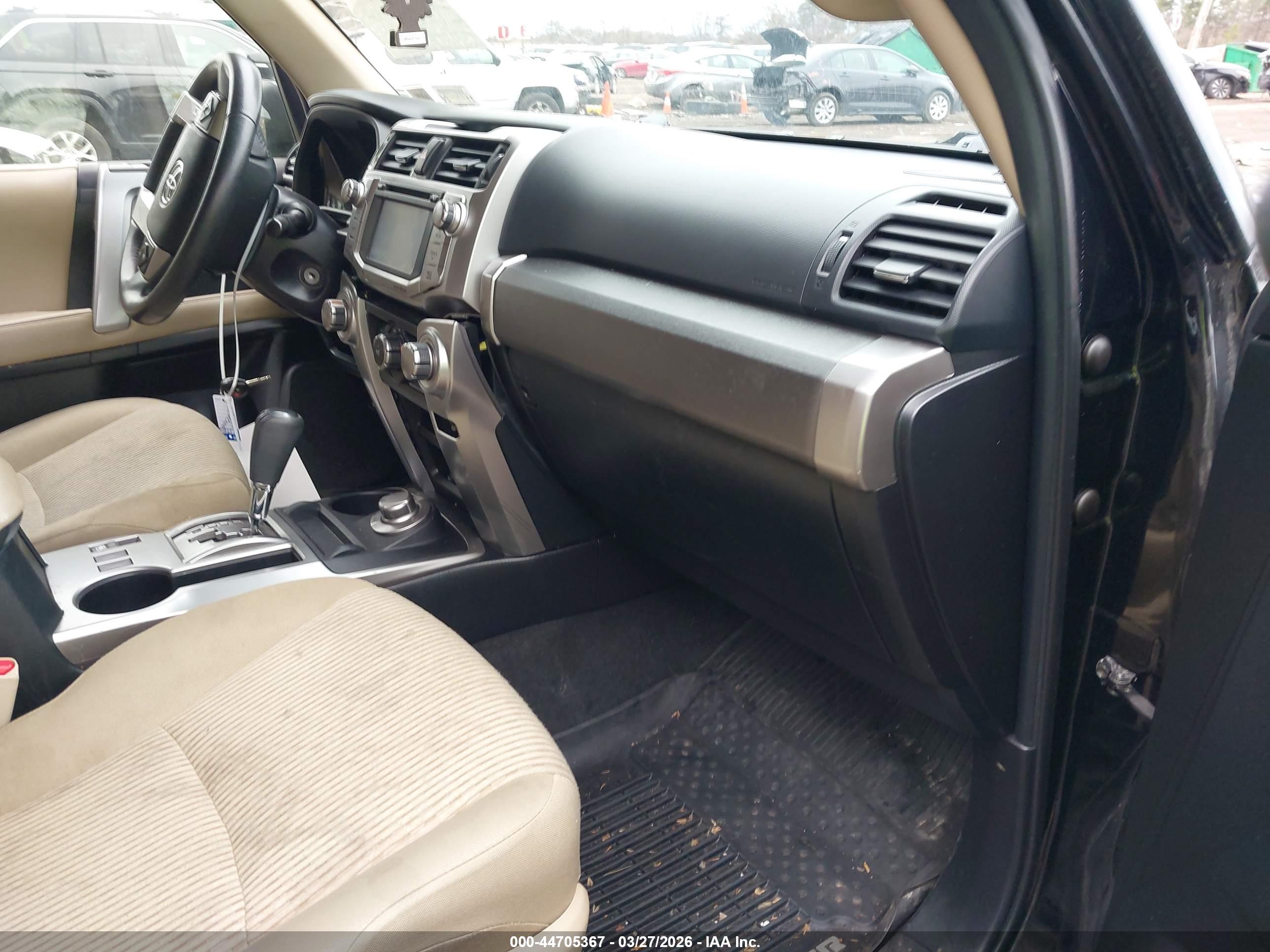 TOYOTA 4RUNNER image 5