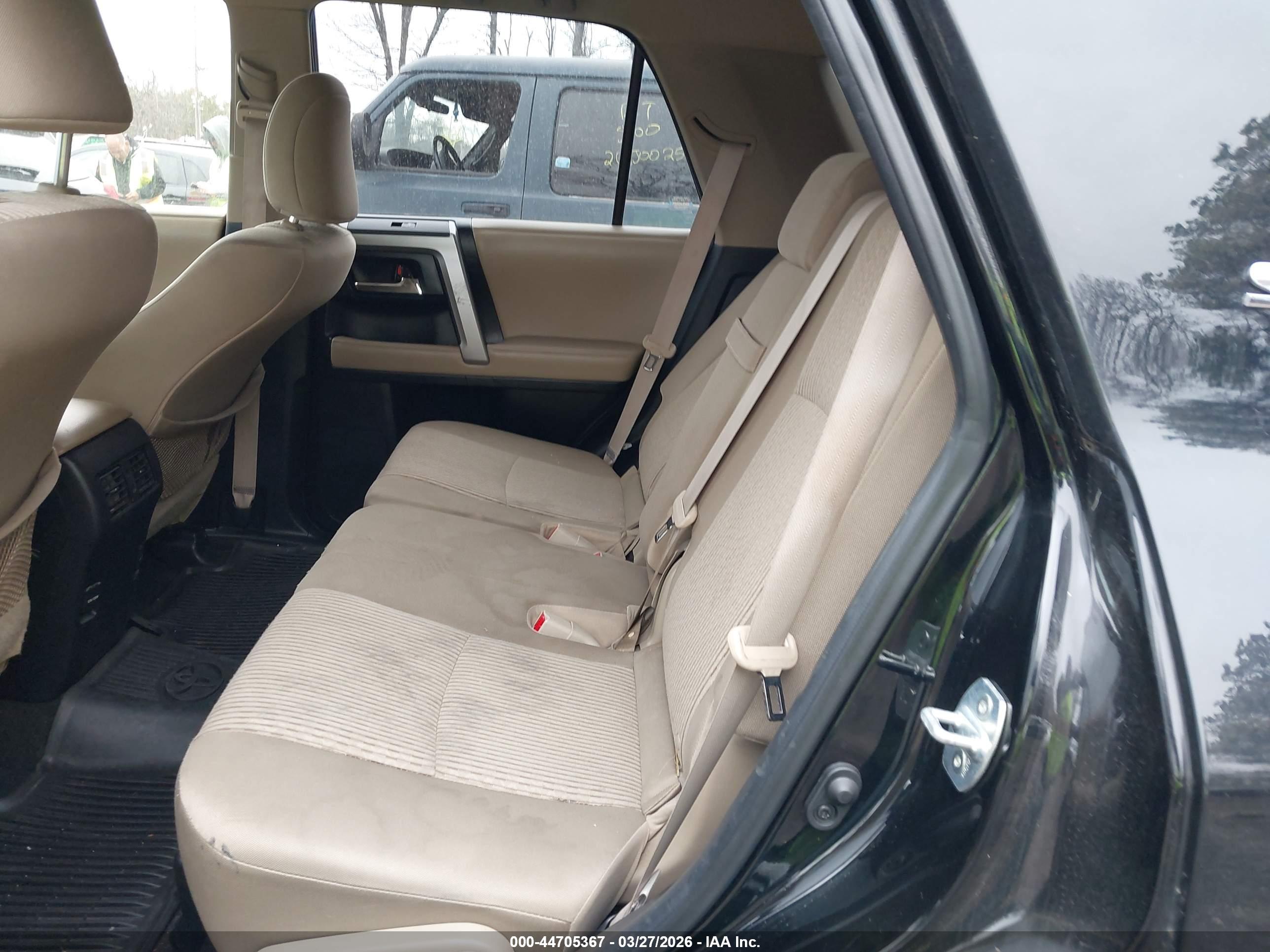 TOYOTA 4RUNNER image 8