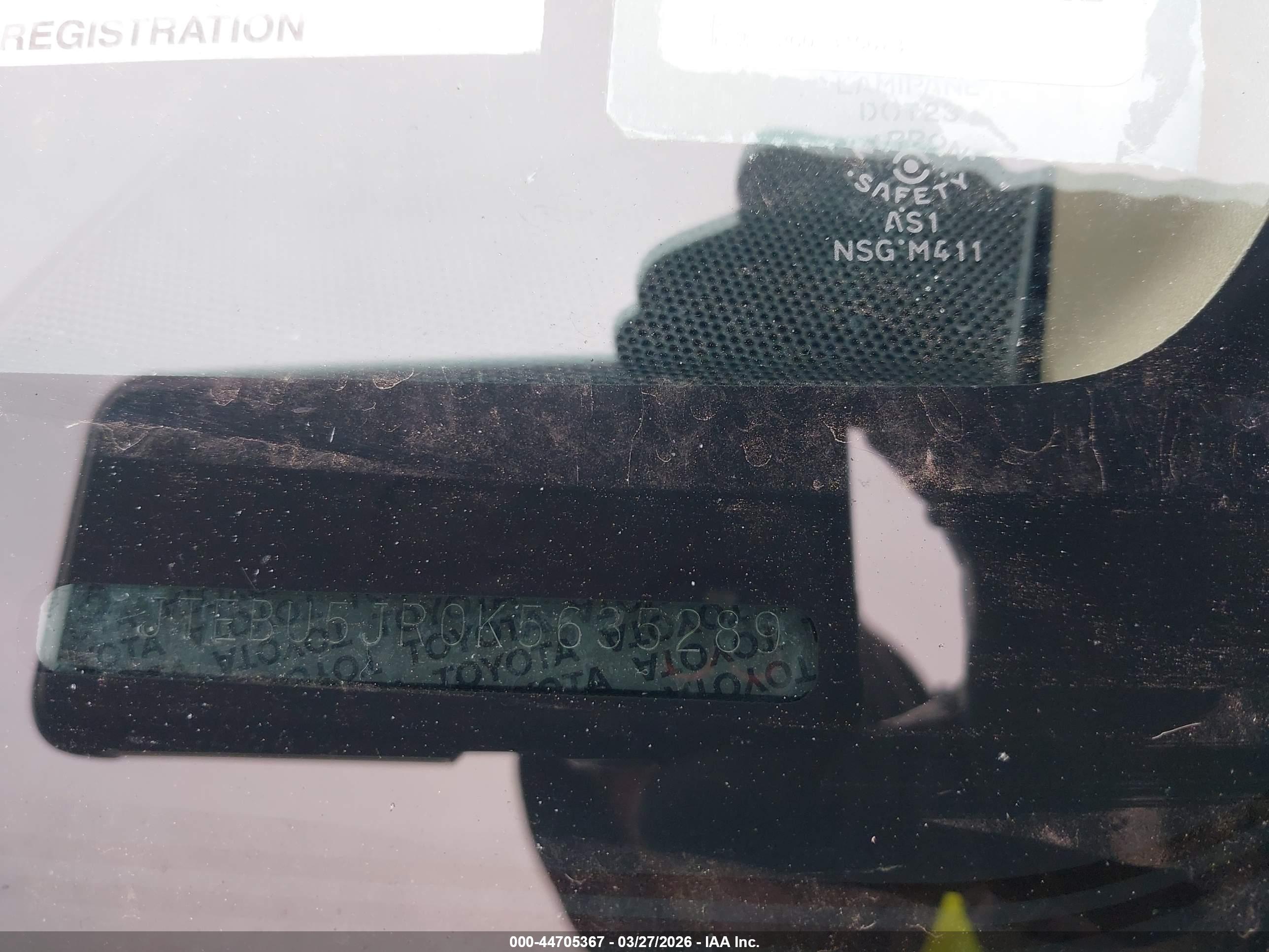 TOYOTA 4RUNNER image 9