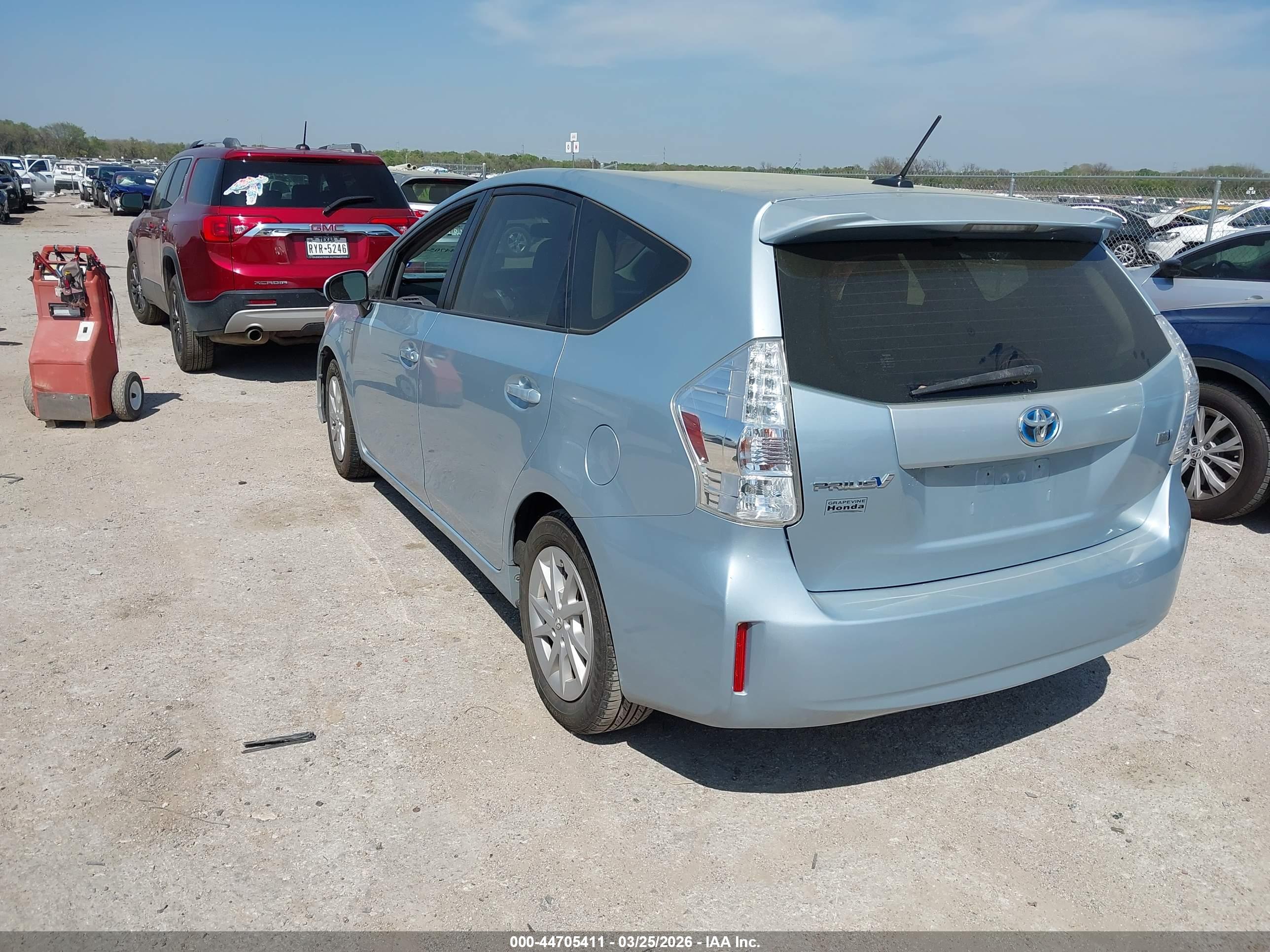 TOYOTA PRIUS image 3