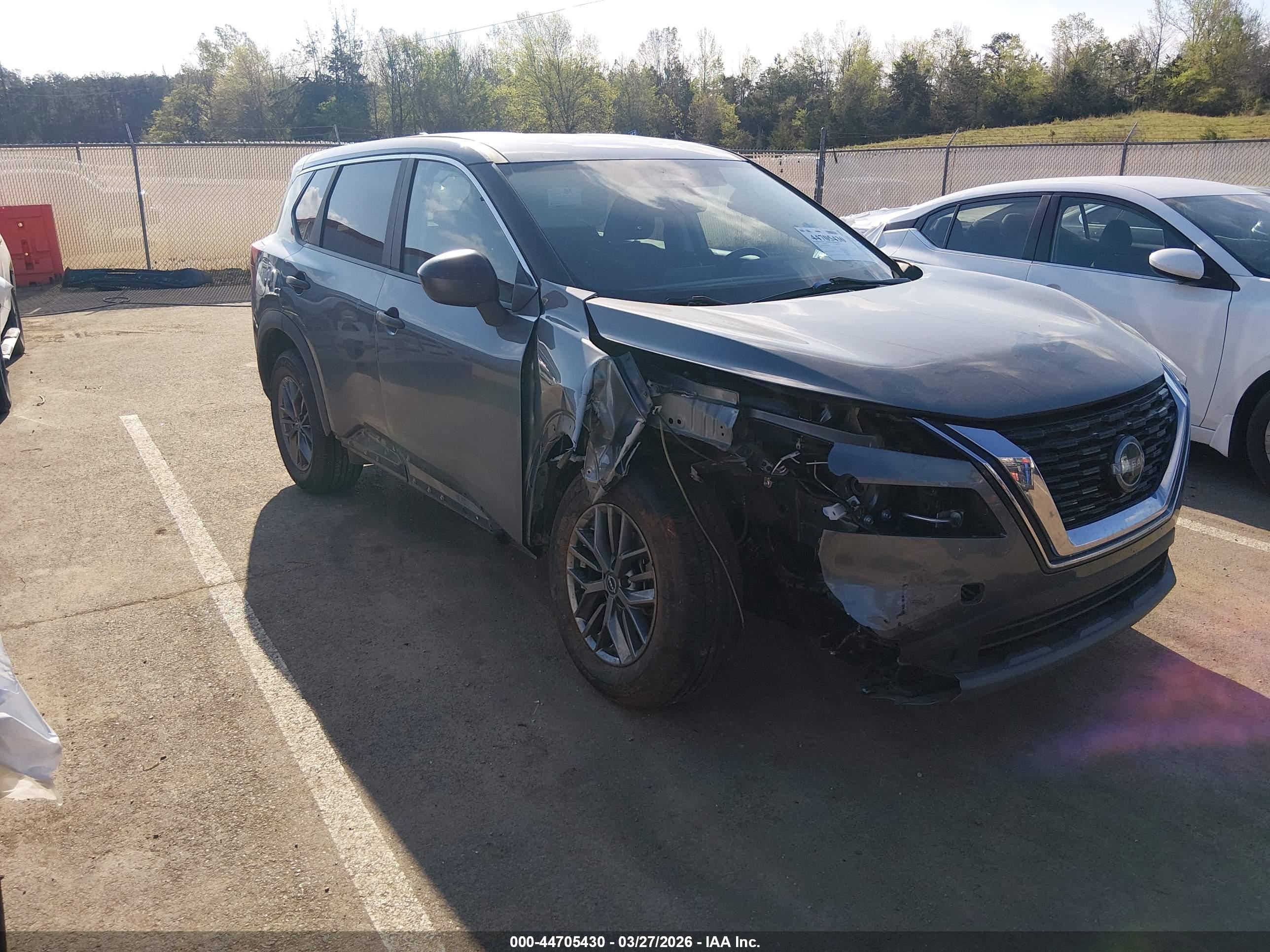 NISSAN ROGUE image 6