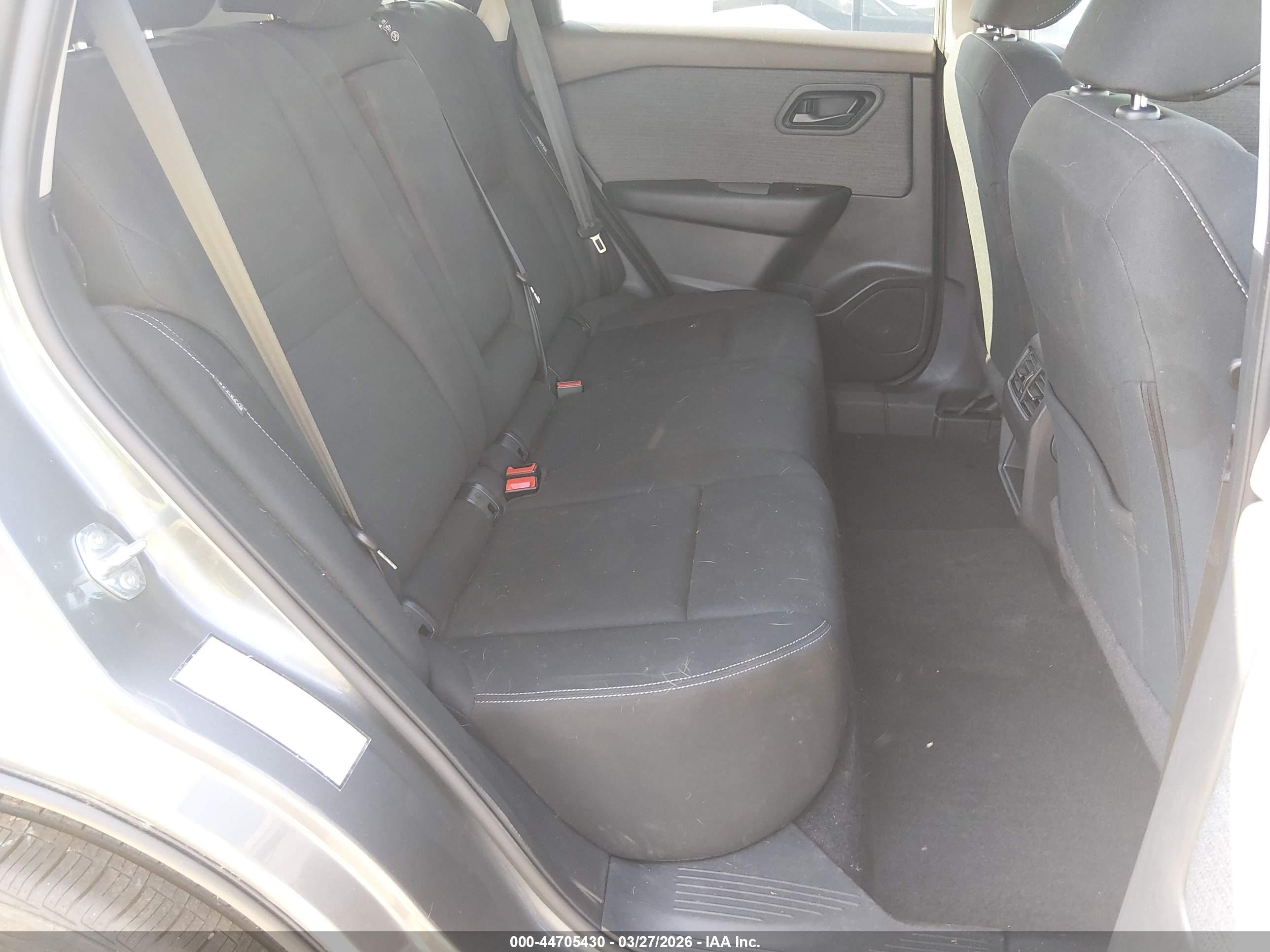 NISSAN ROGUE image 8