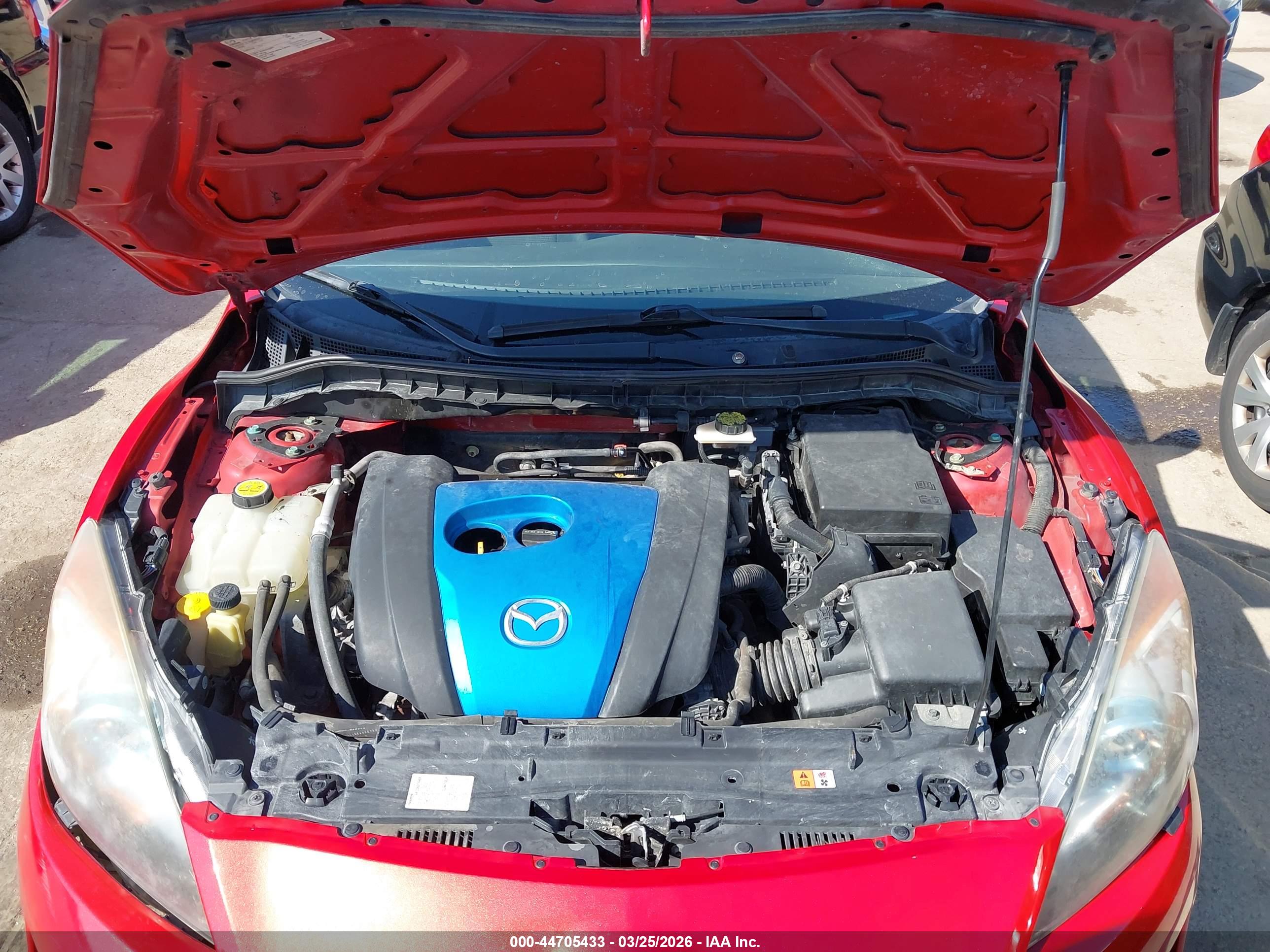 MAZDA MAZDA3 image 10