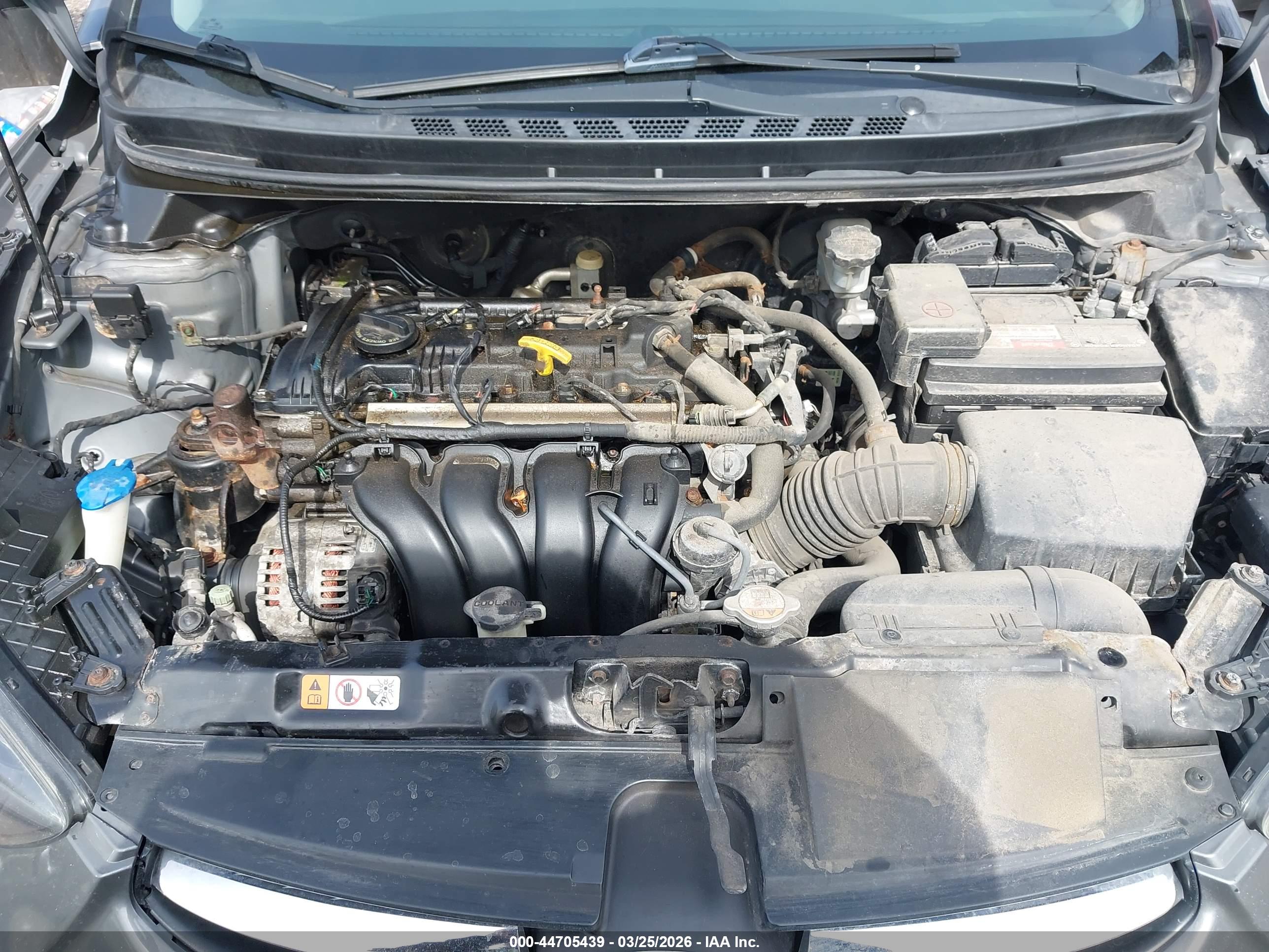 HYUNDAI ELANTRA image 10