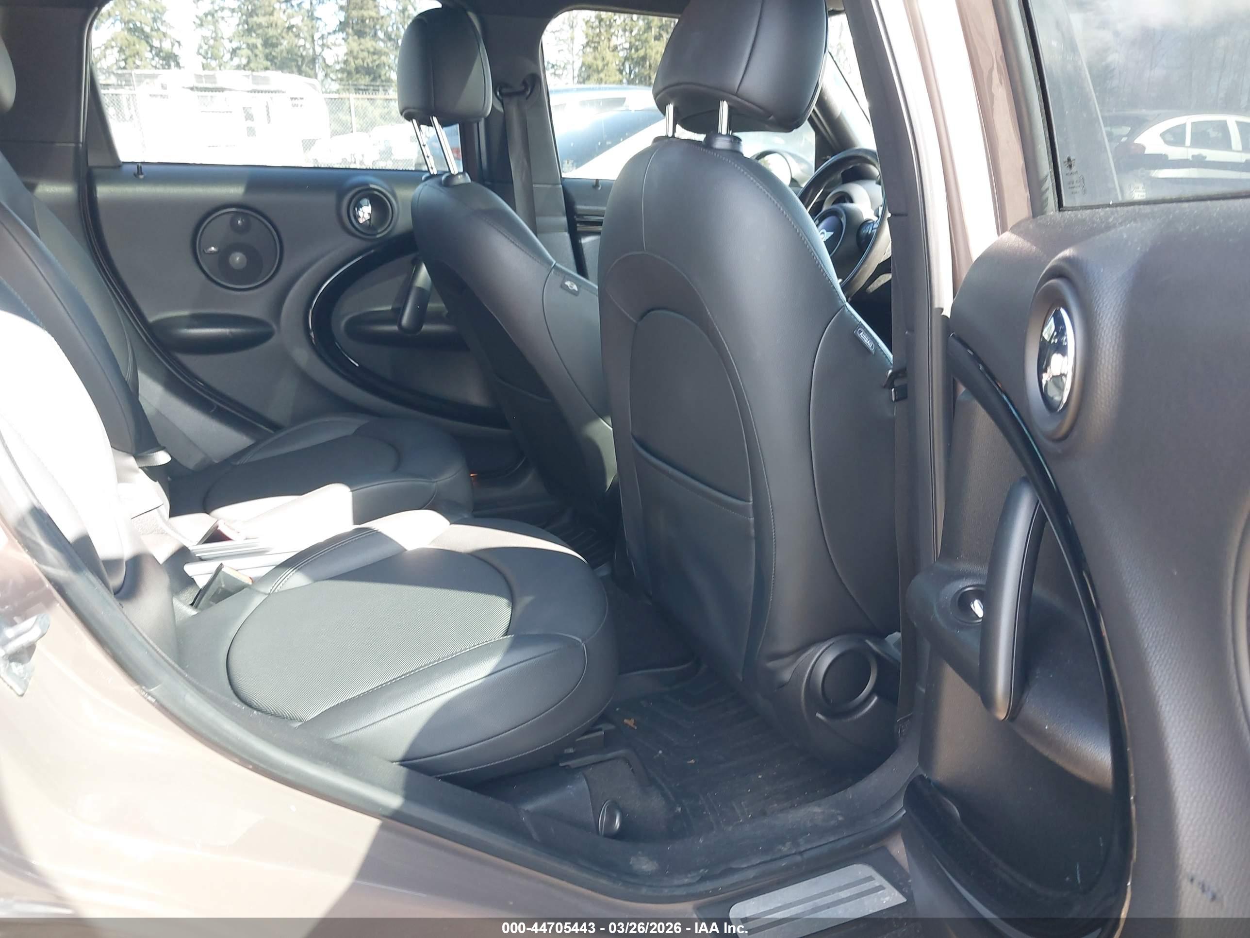 MINI COOPER image 8