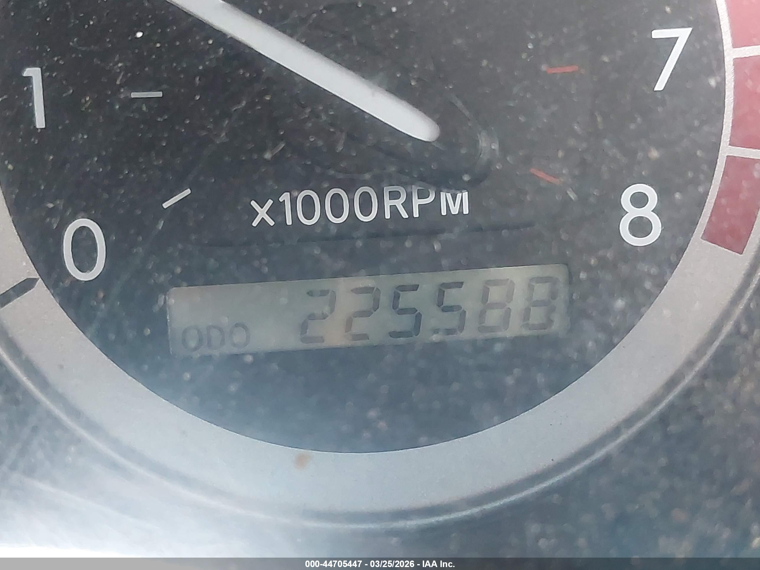 TOYOTA SIENNA image 7