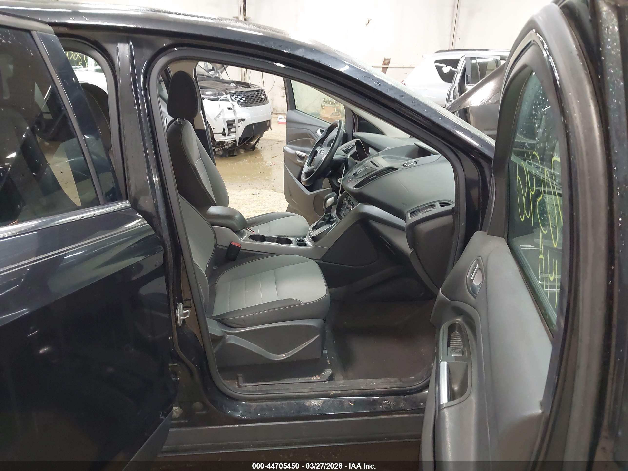 FORD ESCAPE image 5