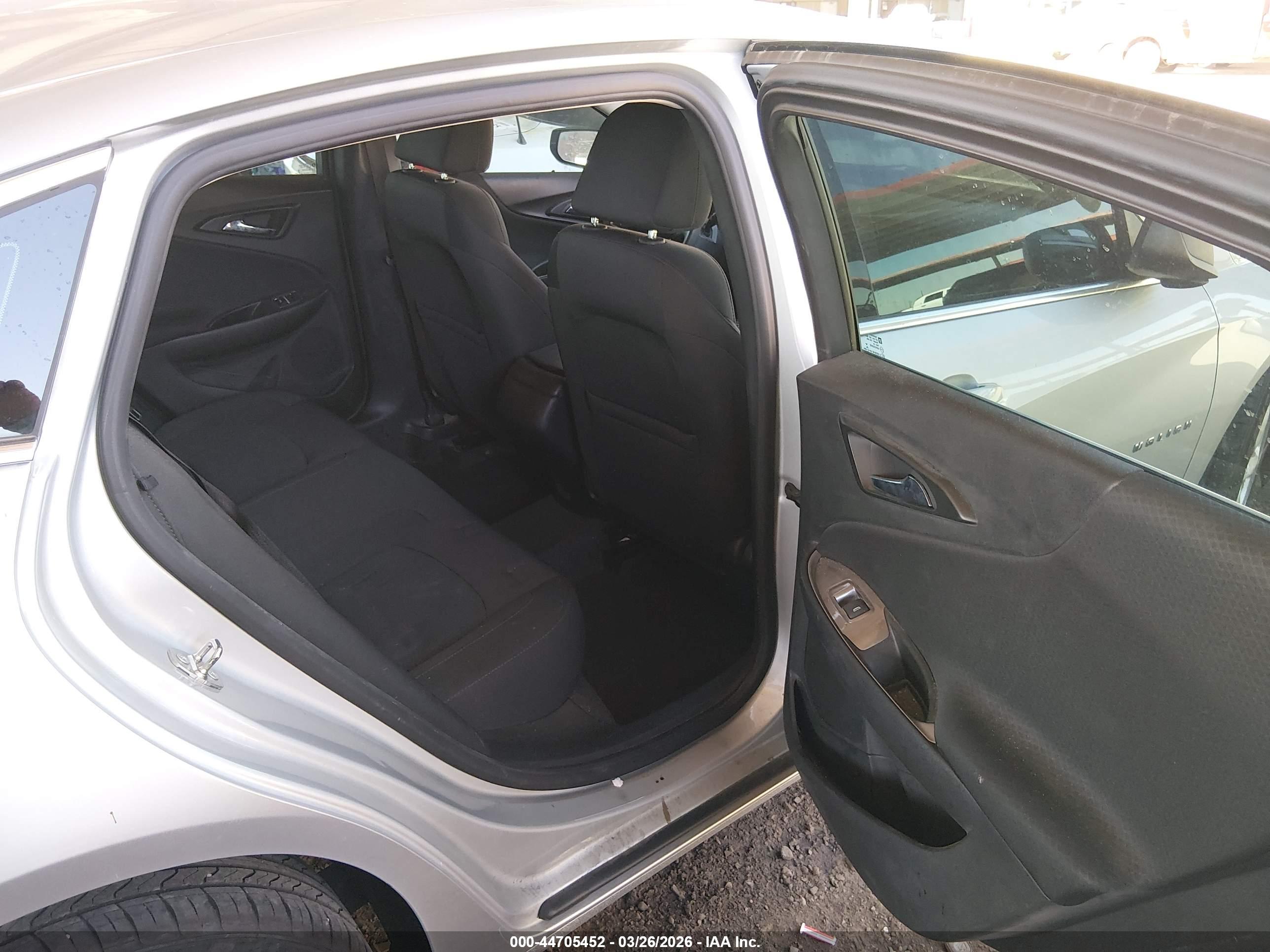 CHEVROLET MALIBU image 8