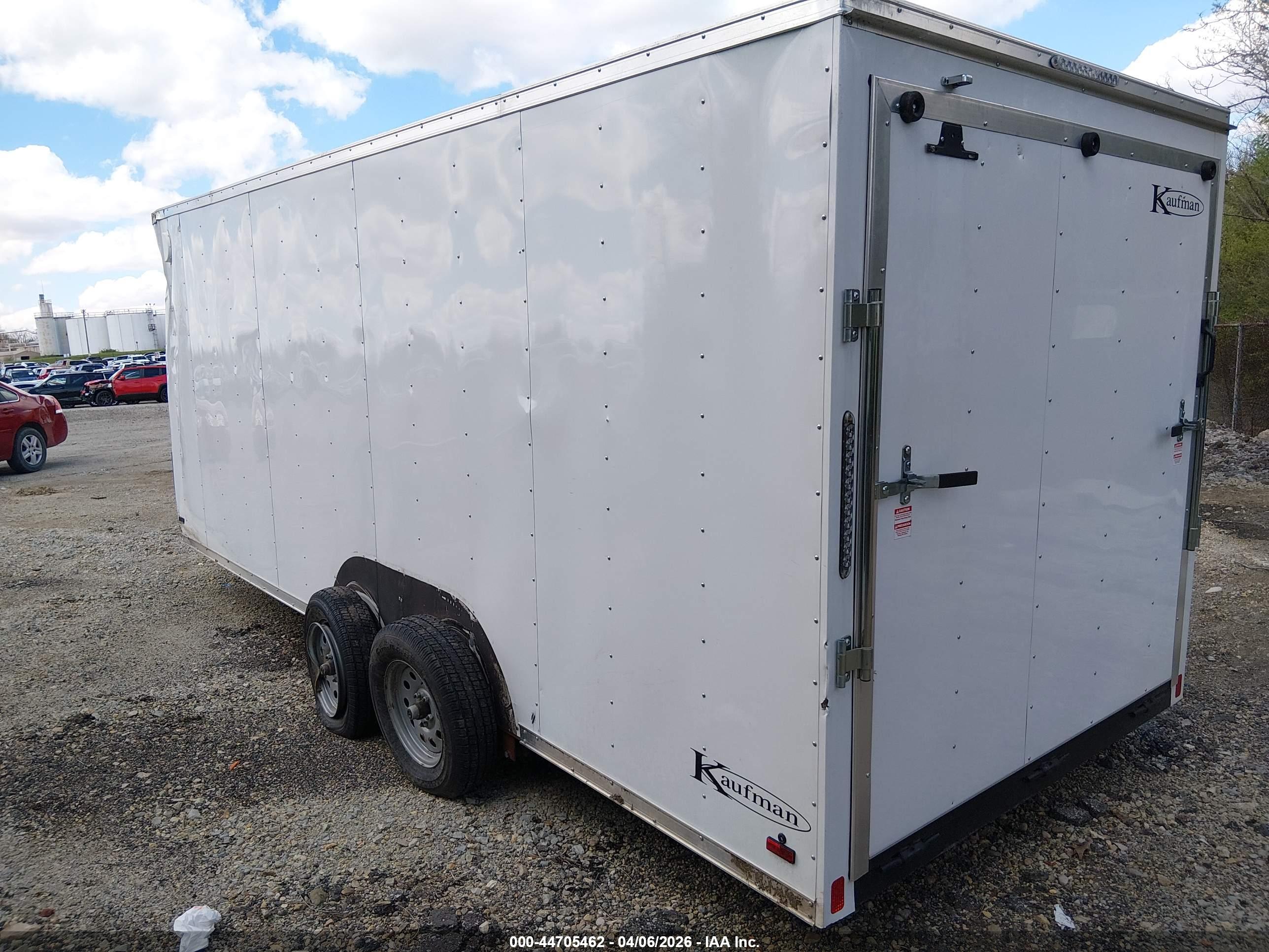 KAUFMAN TRAILERS image 3