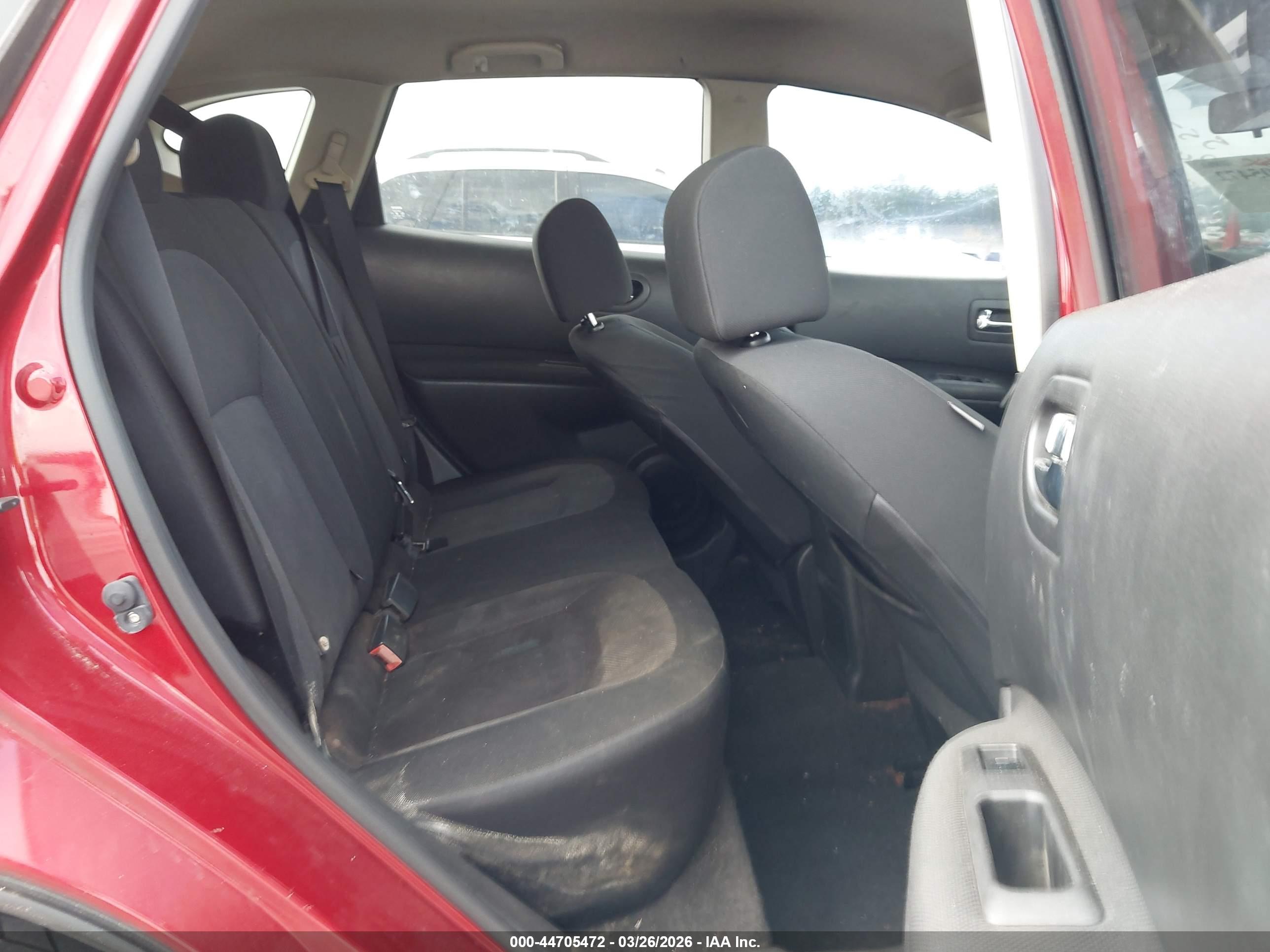 NISSAN ROGUE image 8