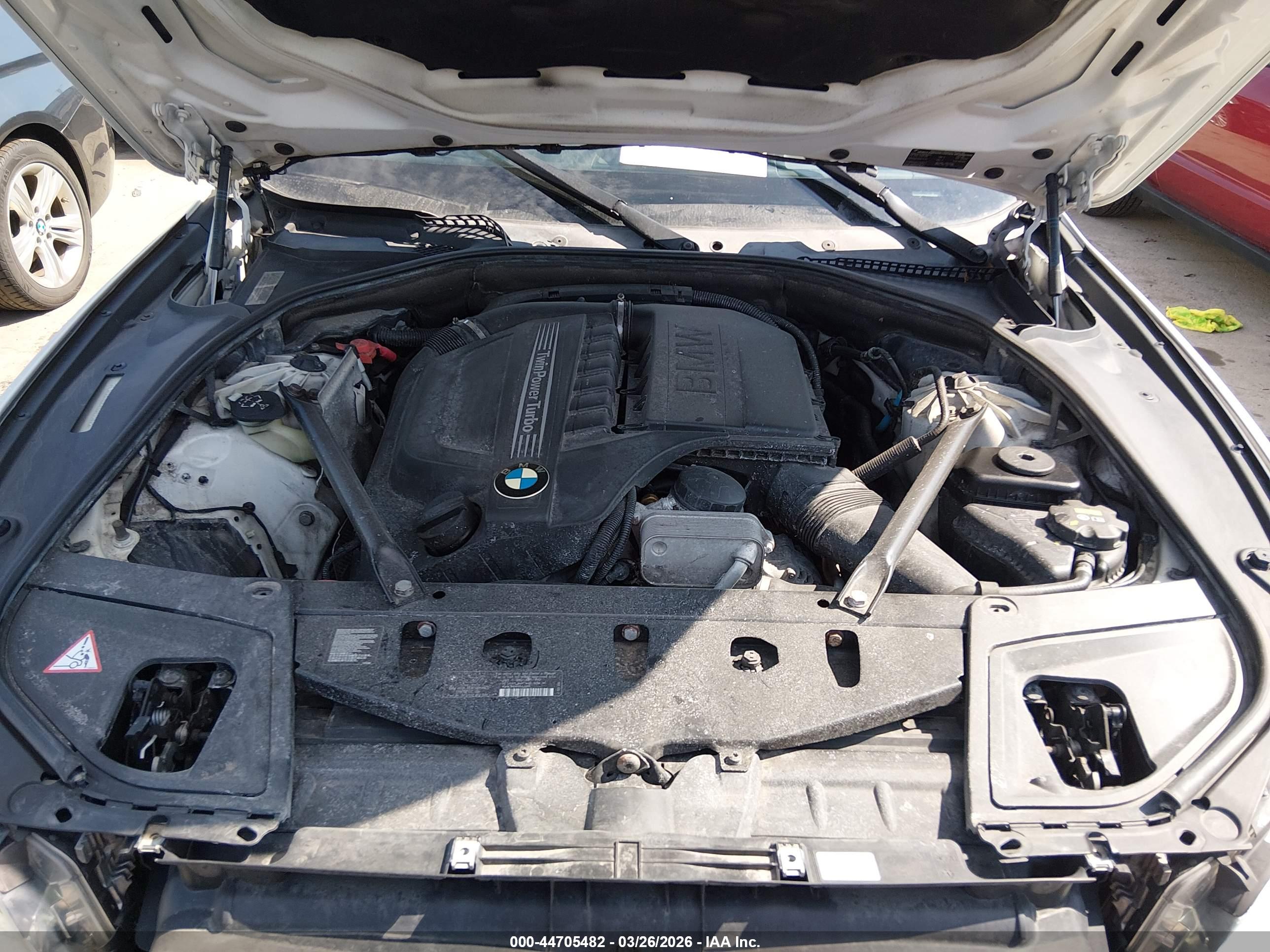 BMW 535I image 10