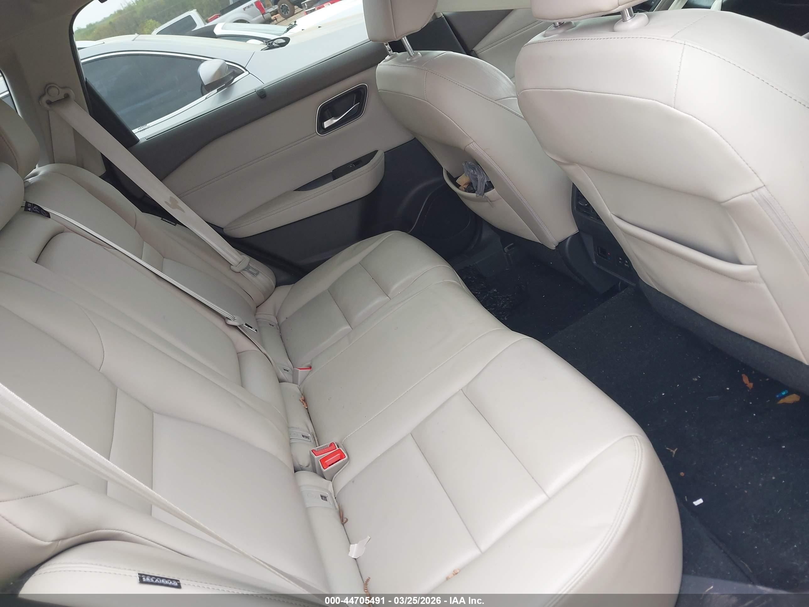 NISSAN ROGUE image 8