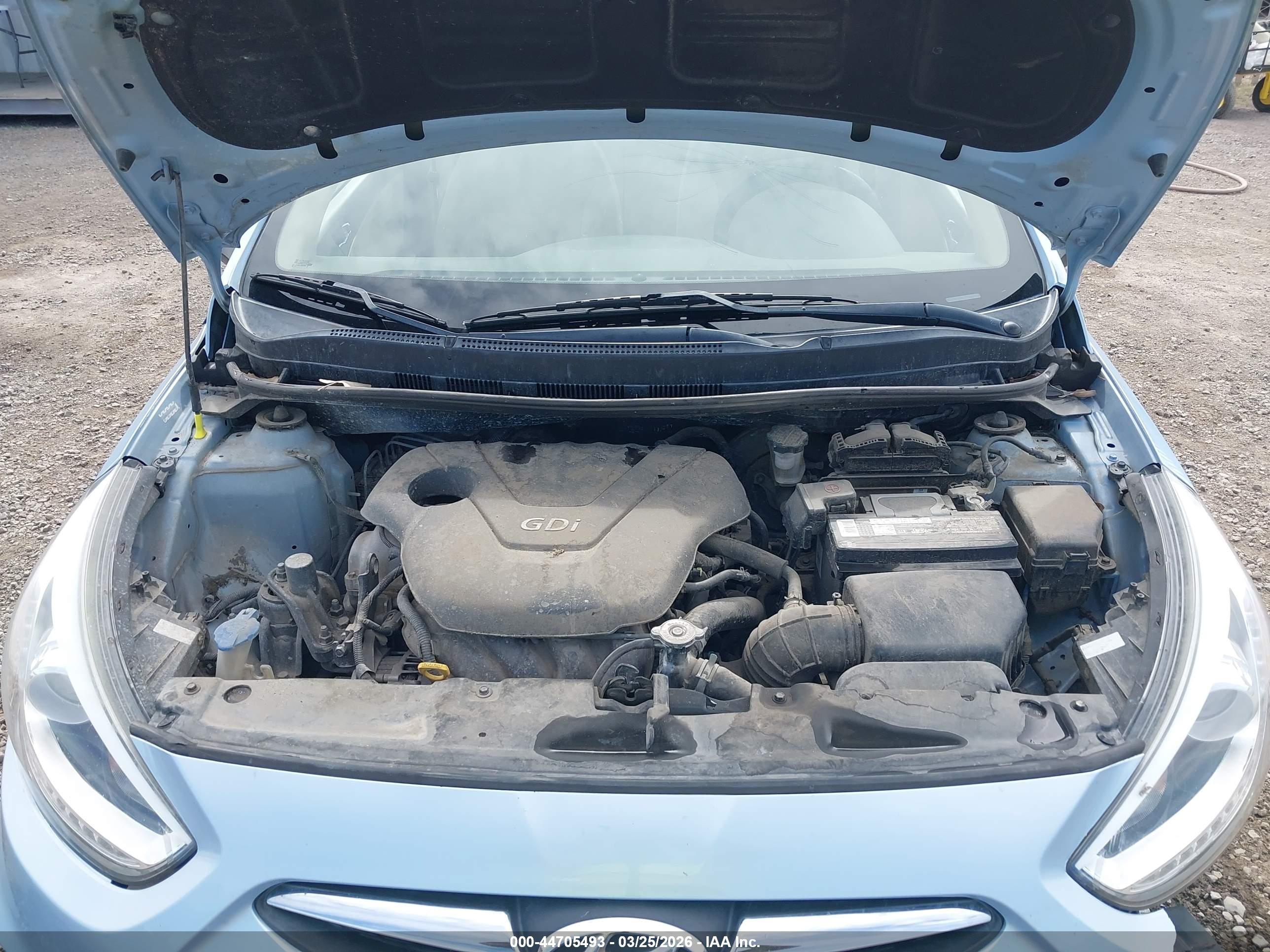 HYUNDAI ACCENT image 10