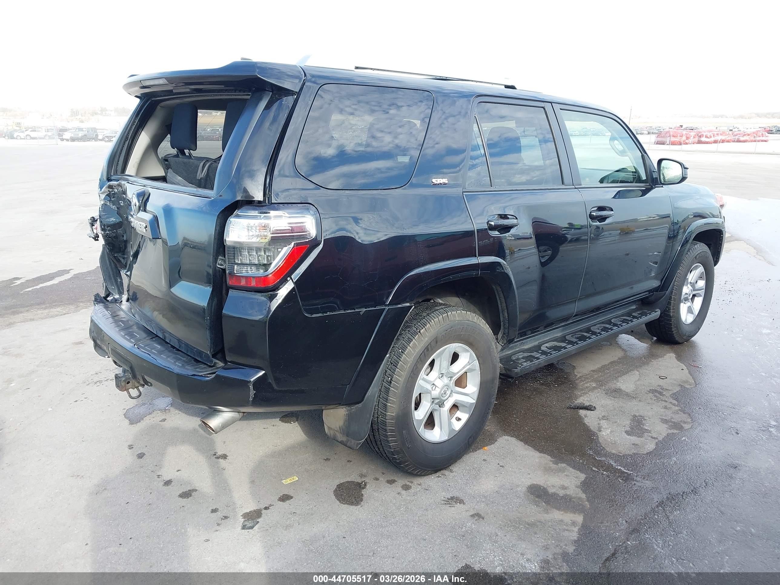 TOYOTA 4RUNNER image 4