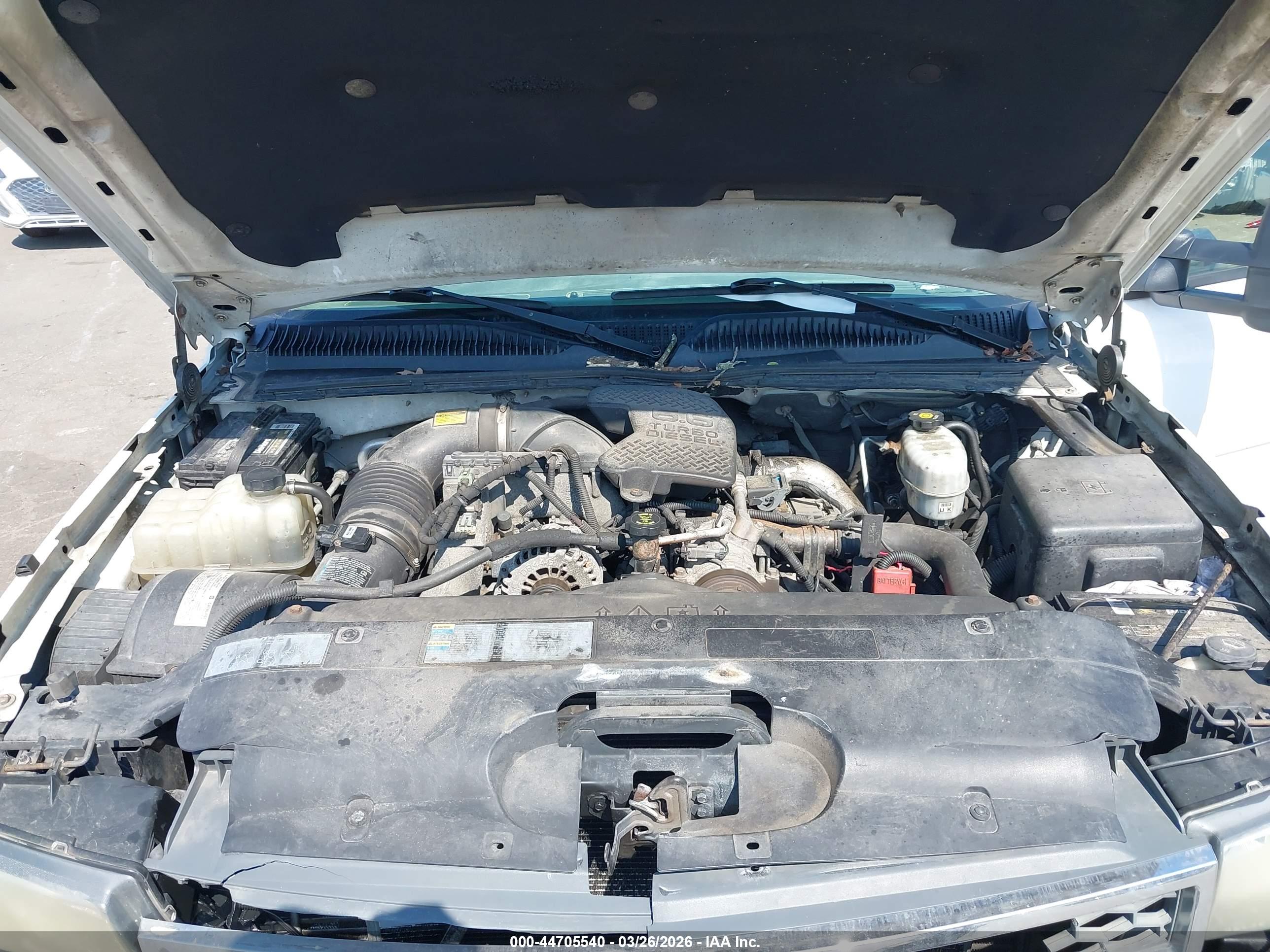 CHEVROLET SILVERADO image 10