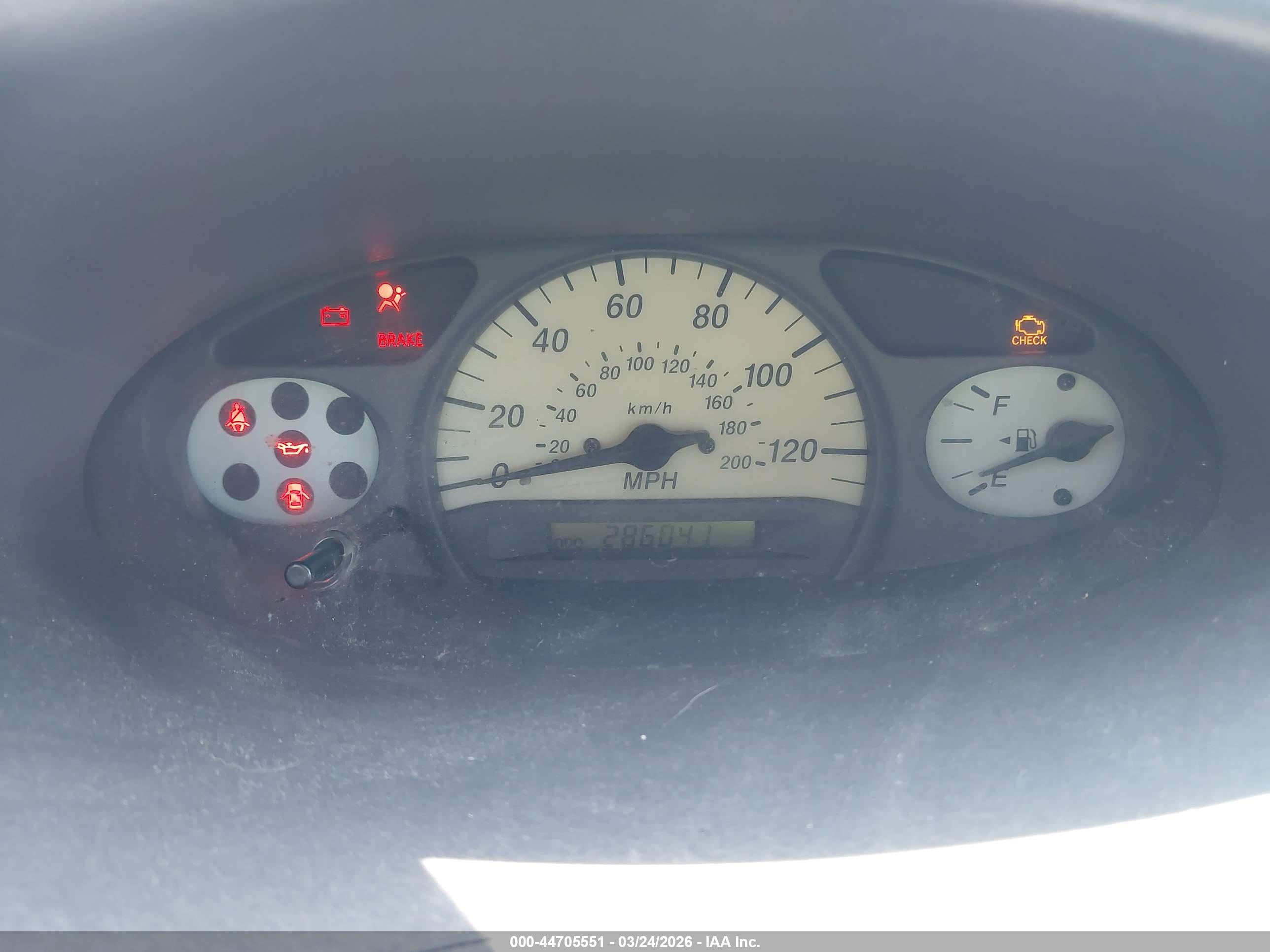 TOYOTA ECHO image 7