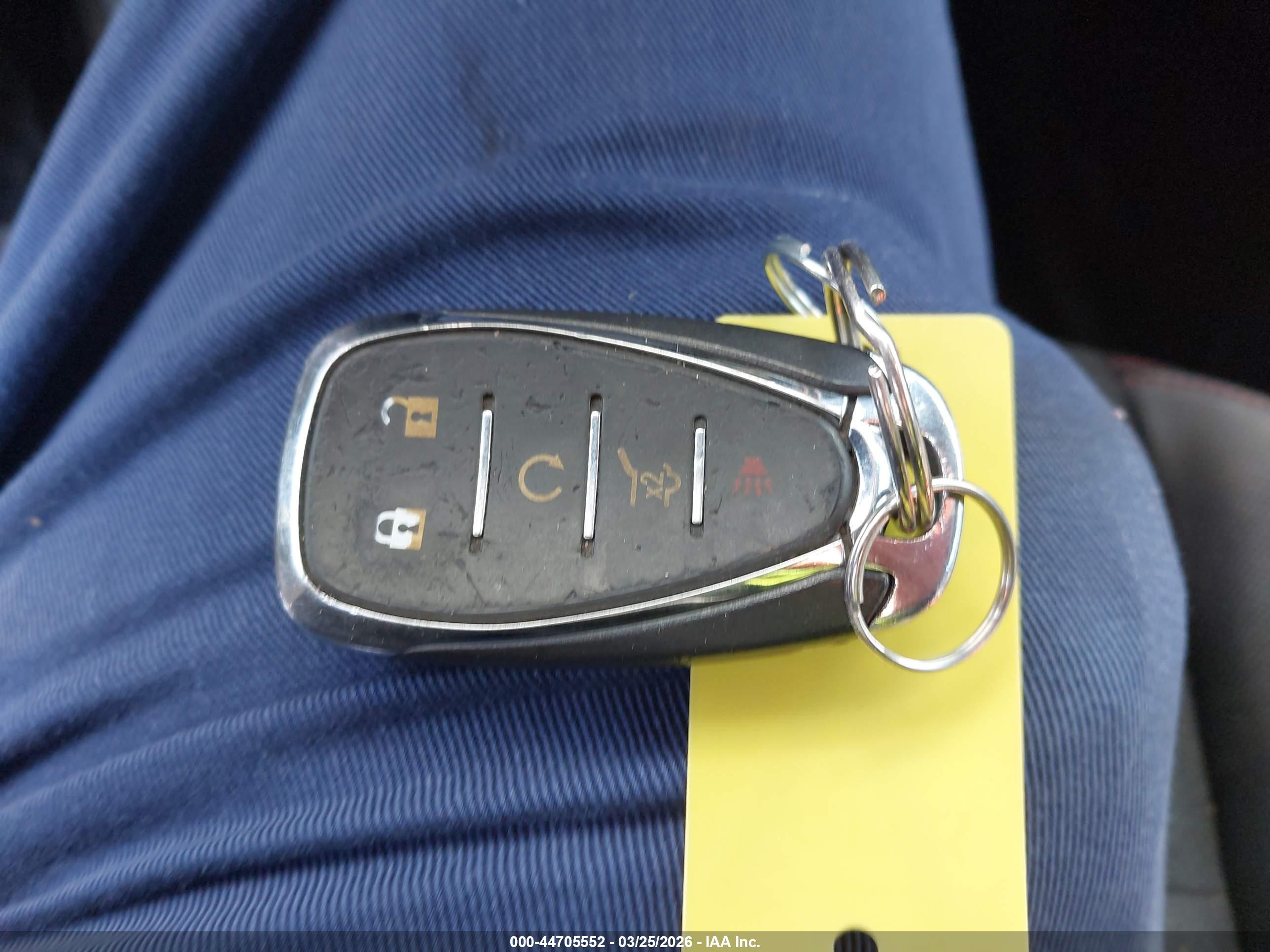 CHEVROLET EQUINOX image 11