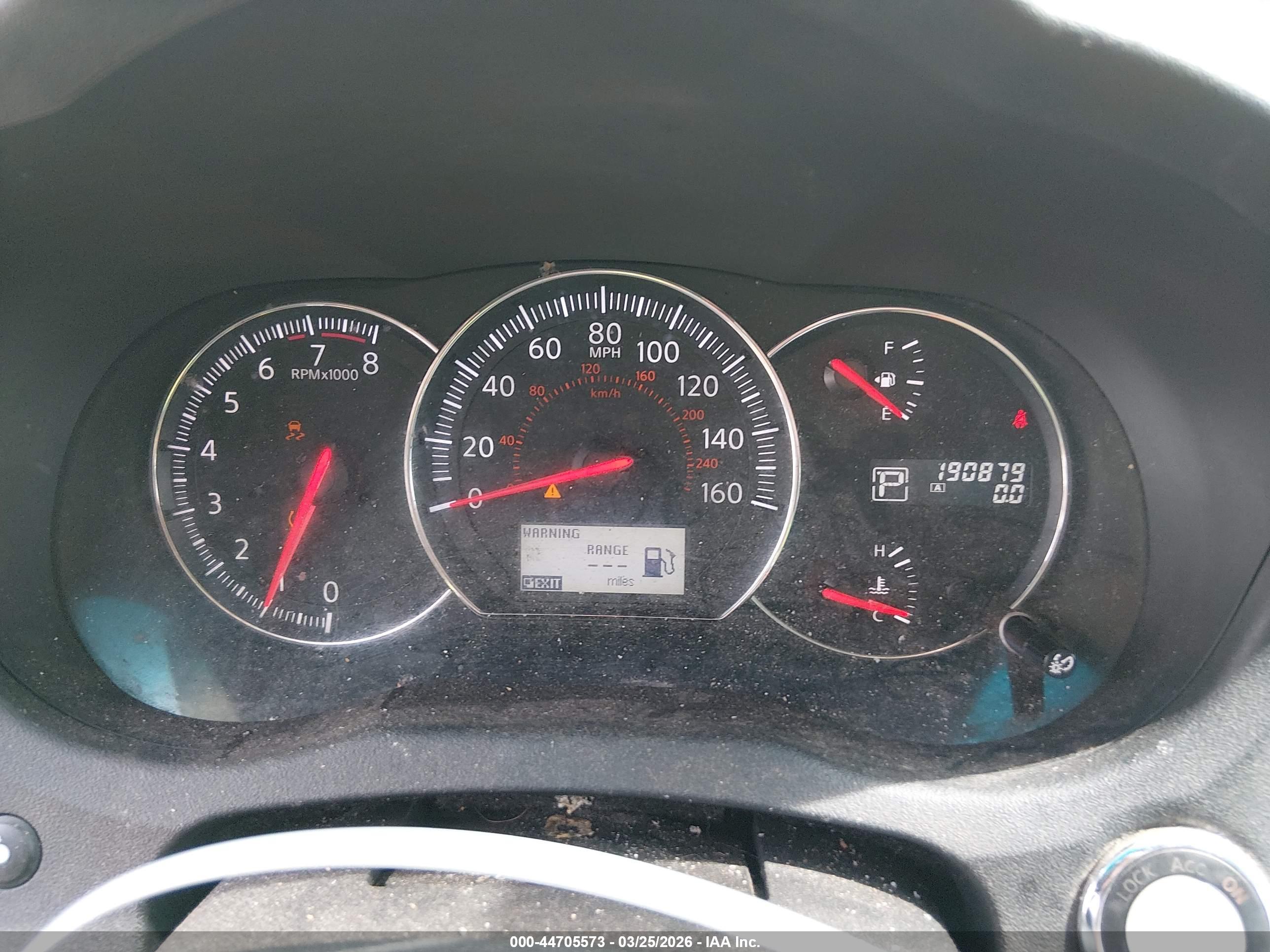 NISSAN MAXIMA image 7